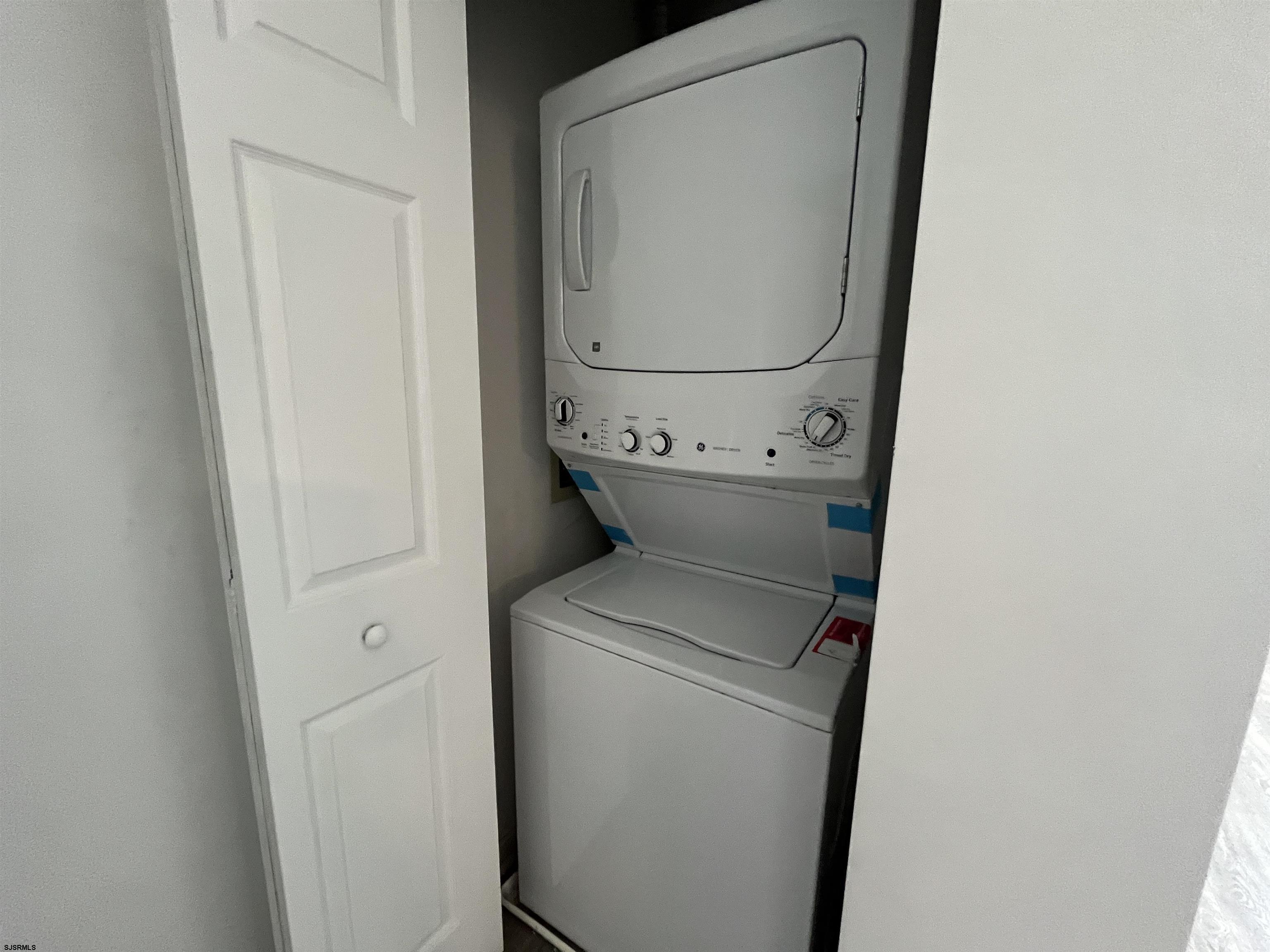 Egg Harbor Township, New Jersey 08234, United States, 2 Bedrooms Bedrooms, ,1 BathroomBathrooms,Residential,Active,171626