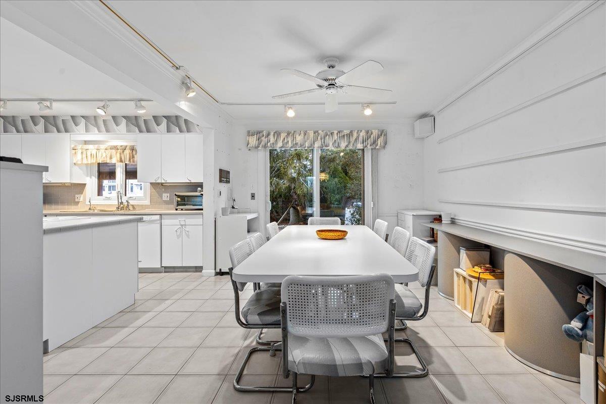 Margate, New Jersey 08402, United States, 6 Bedrooms Bedrooms, ,5 BathroomsBathrooms,Residential,Active,197715