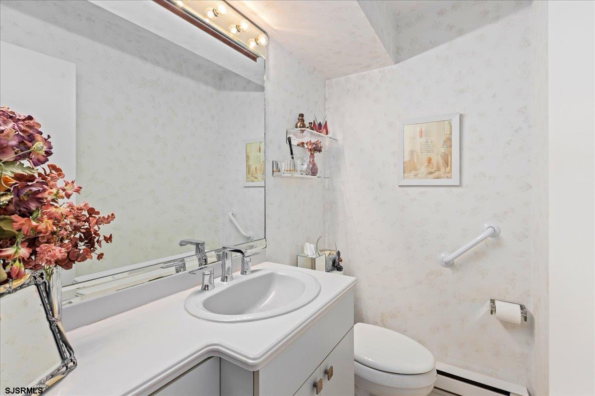 Margate, New Jersey 08402, United States, 6 Bedrooms Bedrooms, ,5 BathroomsBathrooms,Residential,Active,197715