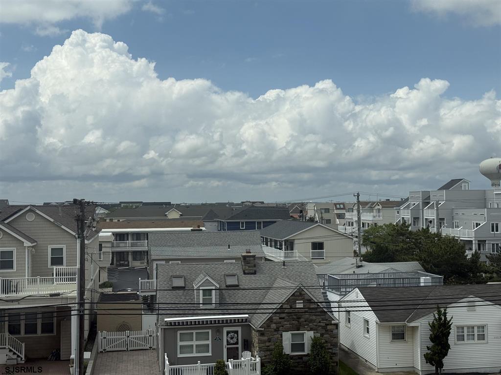 Margate, New Jersey 08402, United States, ,1 BathroomBathrooms,Residential,Active,230744