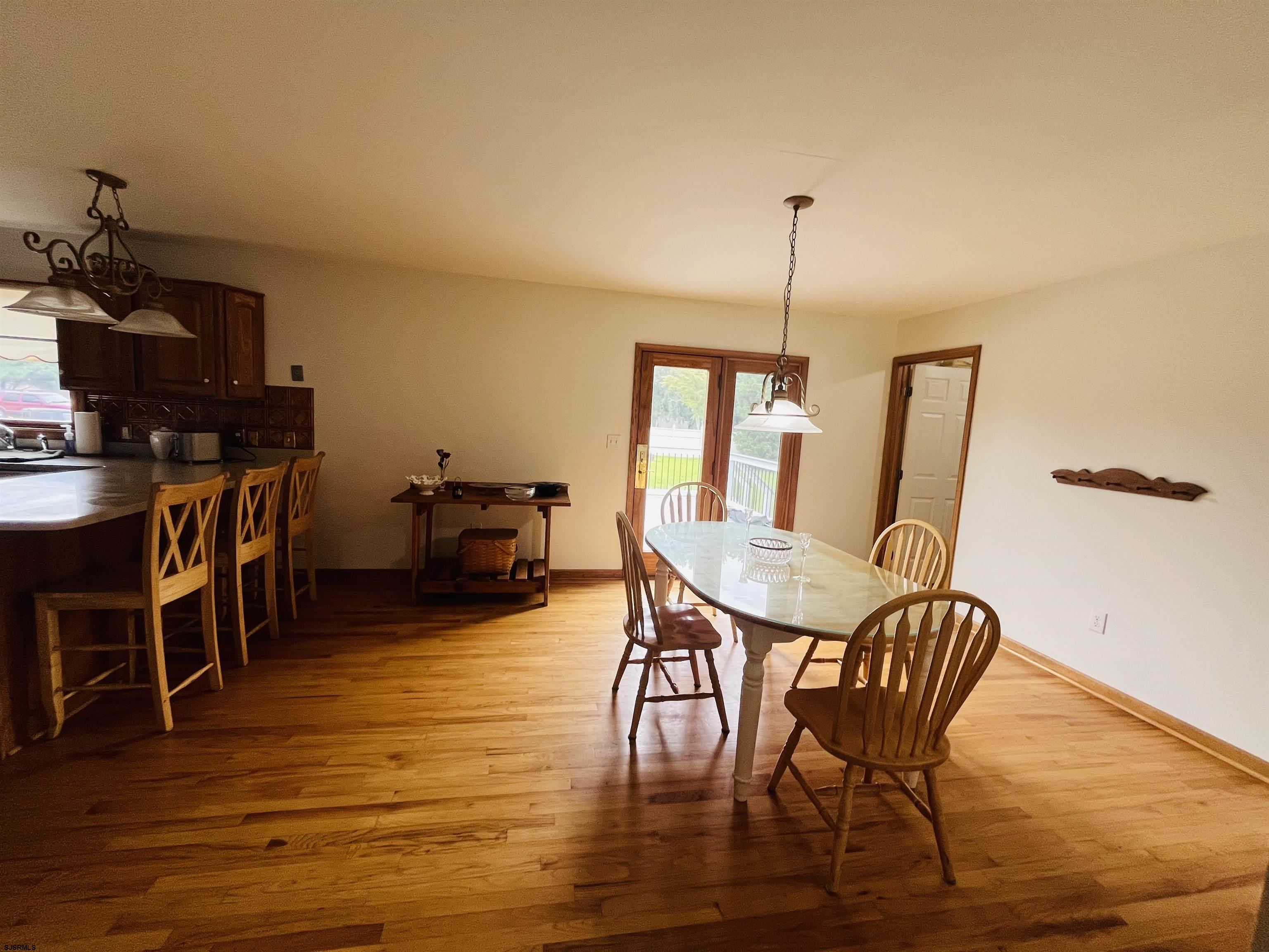 Minotola, New Jersey 08341, United States, 3 Bedrooms Bedrooms, ,3 BathroomsBathrooms,Residential,Active,184111