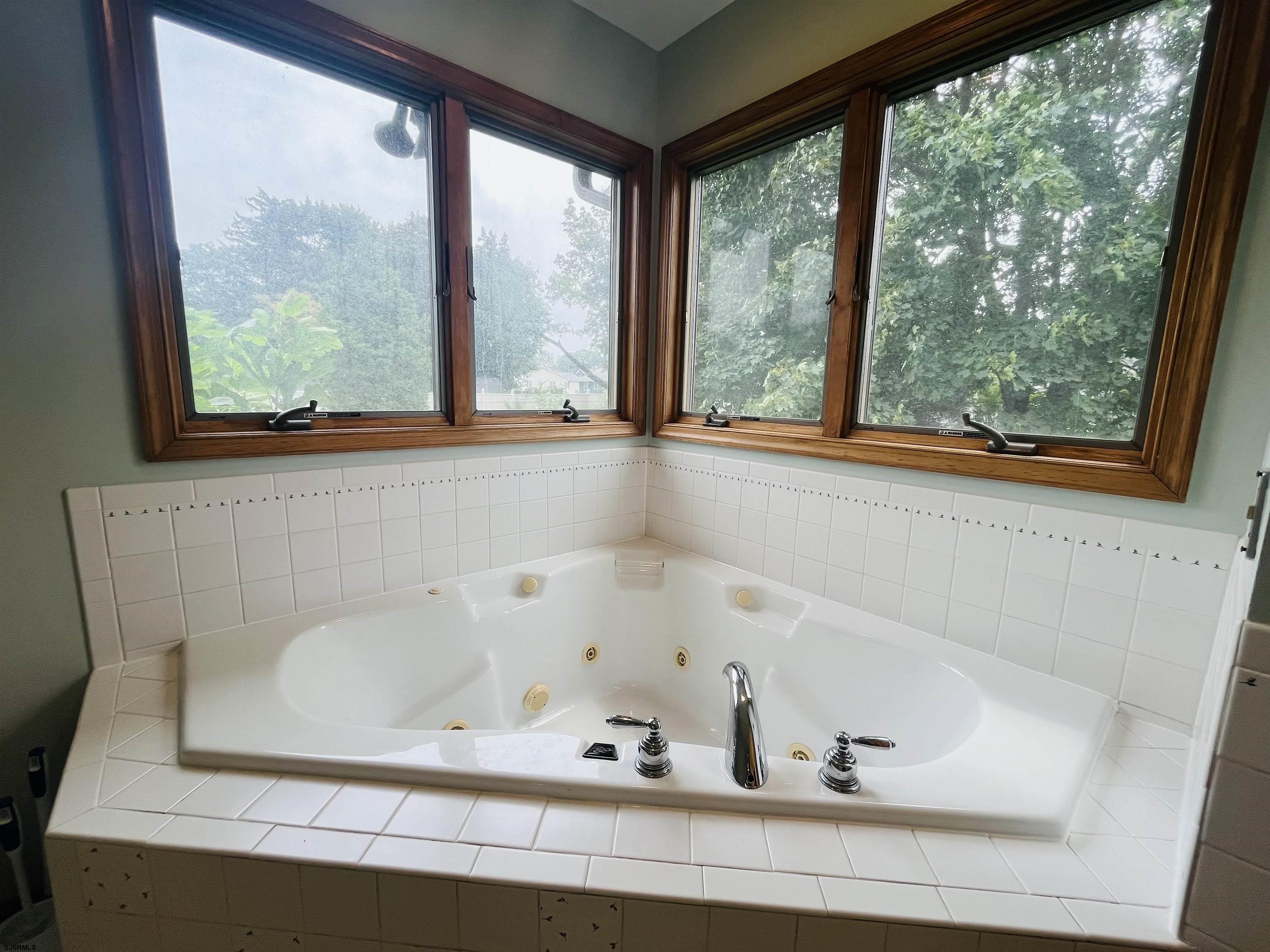 Minotola, New Jersey 08341, United States, 3 Bedrooms Bedrooms, ,3 BathroomsBathrooms,Residential,Active,184111