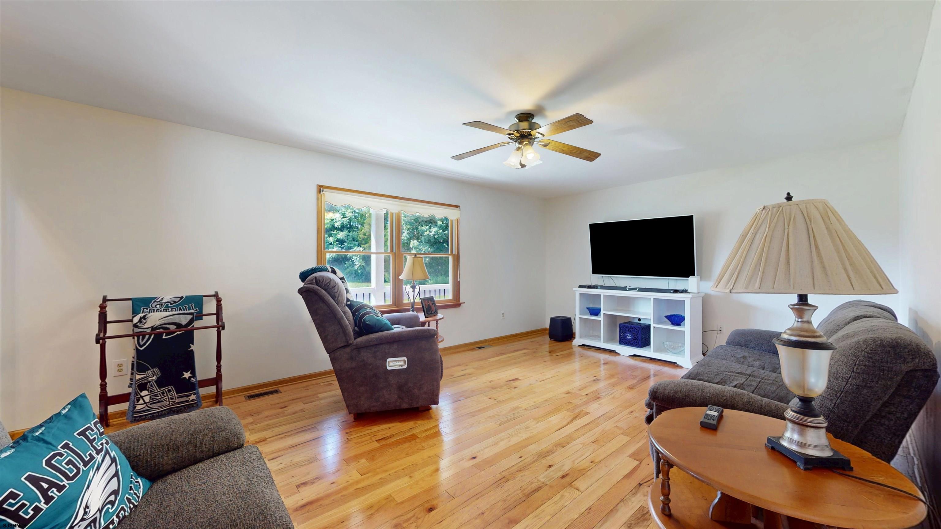 Minotola, New Jersey 08341, United States, 3 Bedrooms Bedrooms, ,3 BathroomsBathrooms,Residential,Active,184111