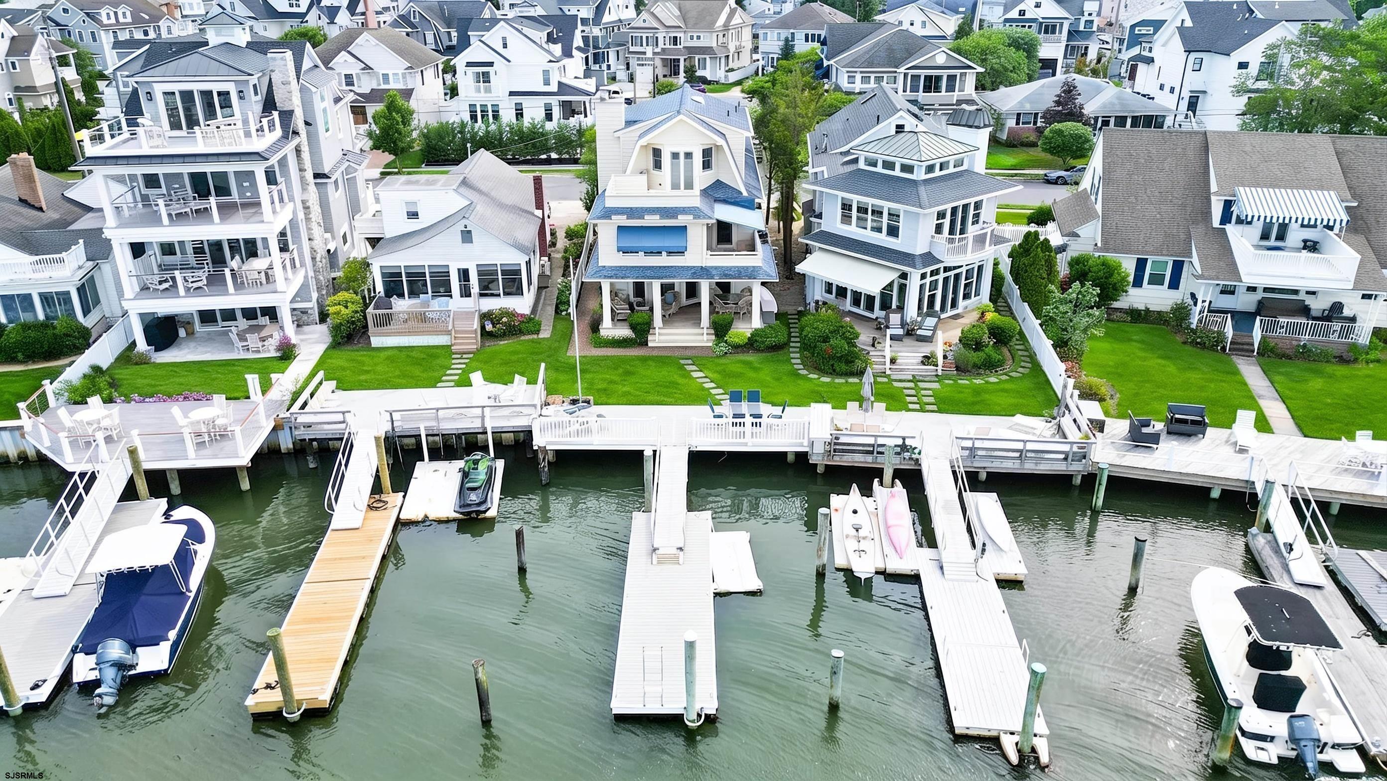 165 Bayshore Dr