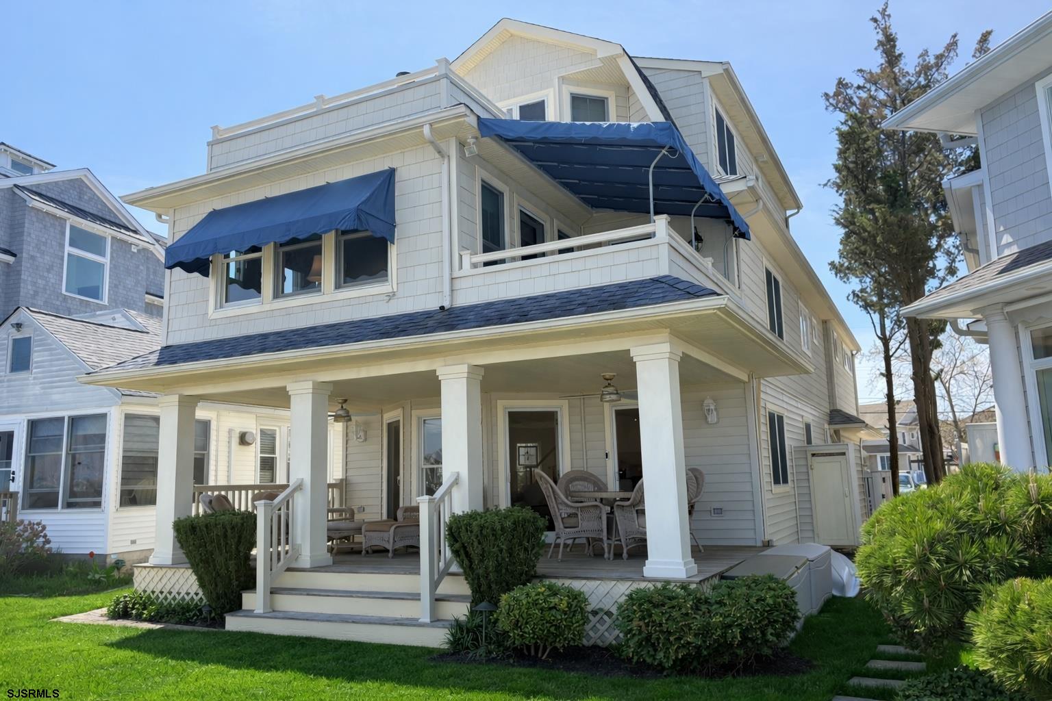 165 Bayshore Dr