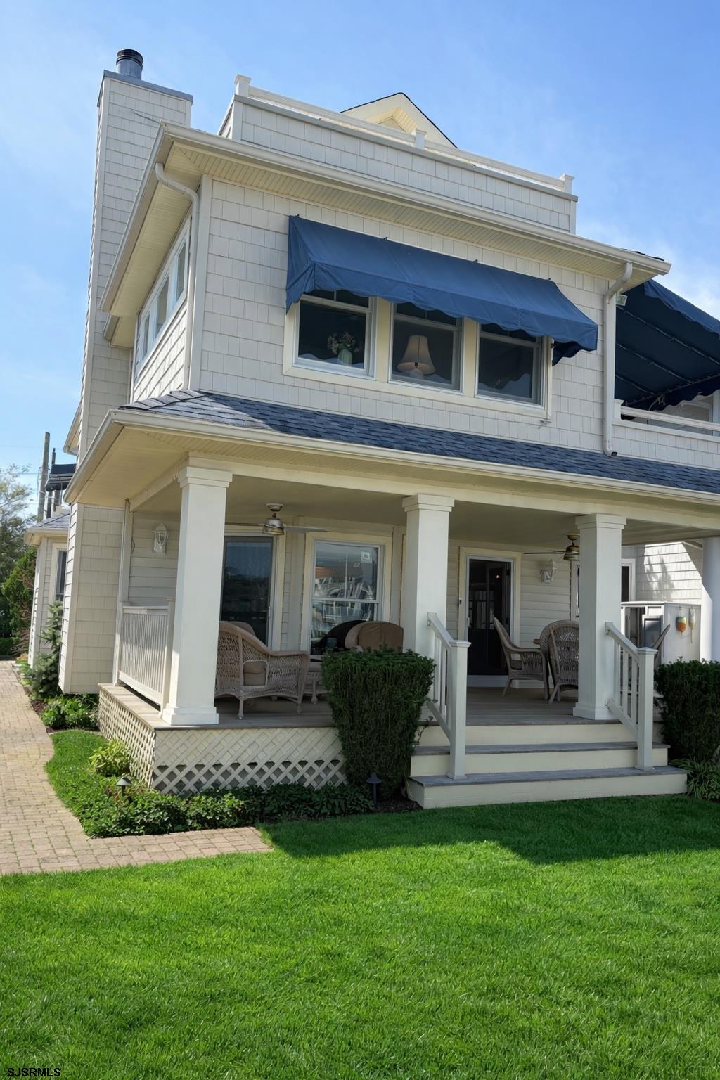165 Bayshore Dr