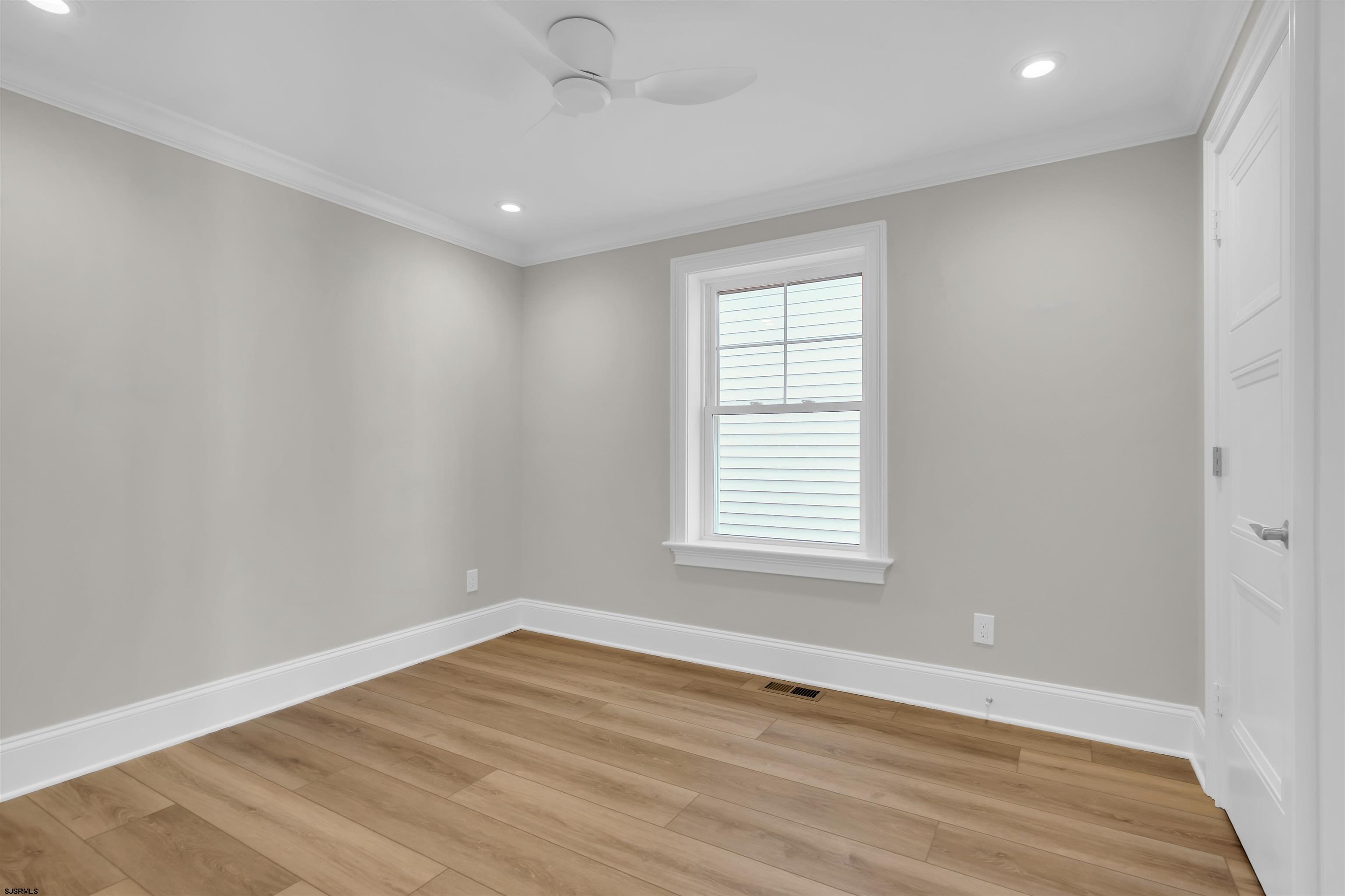 Ocean City, New Jersey 08226, United States, ,5 BathroomsBathrooms,Residential,Active,210718