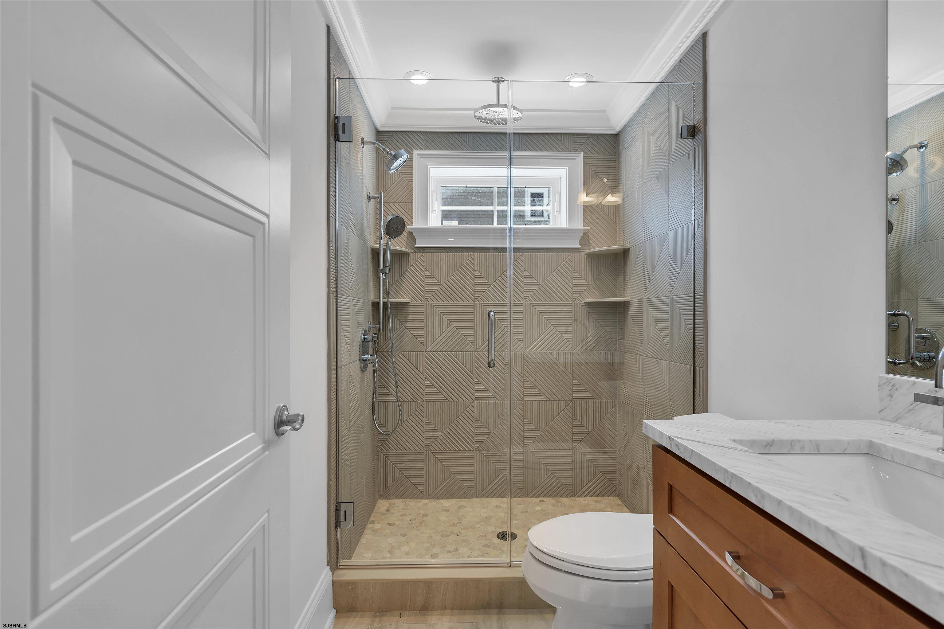 Ocean City, New Jersey 08226, United States, ,5 BathroomsBathrooms,Residential,Active,210718