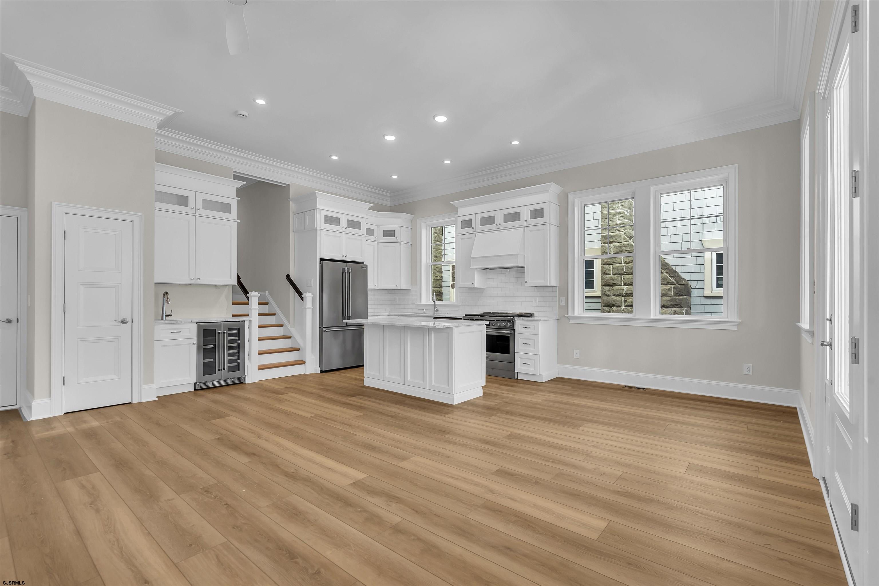 Ocean City, New Jersey 08226, United States, ,5 BathroomsBathrooms,Residential,Active,210718