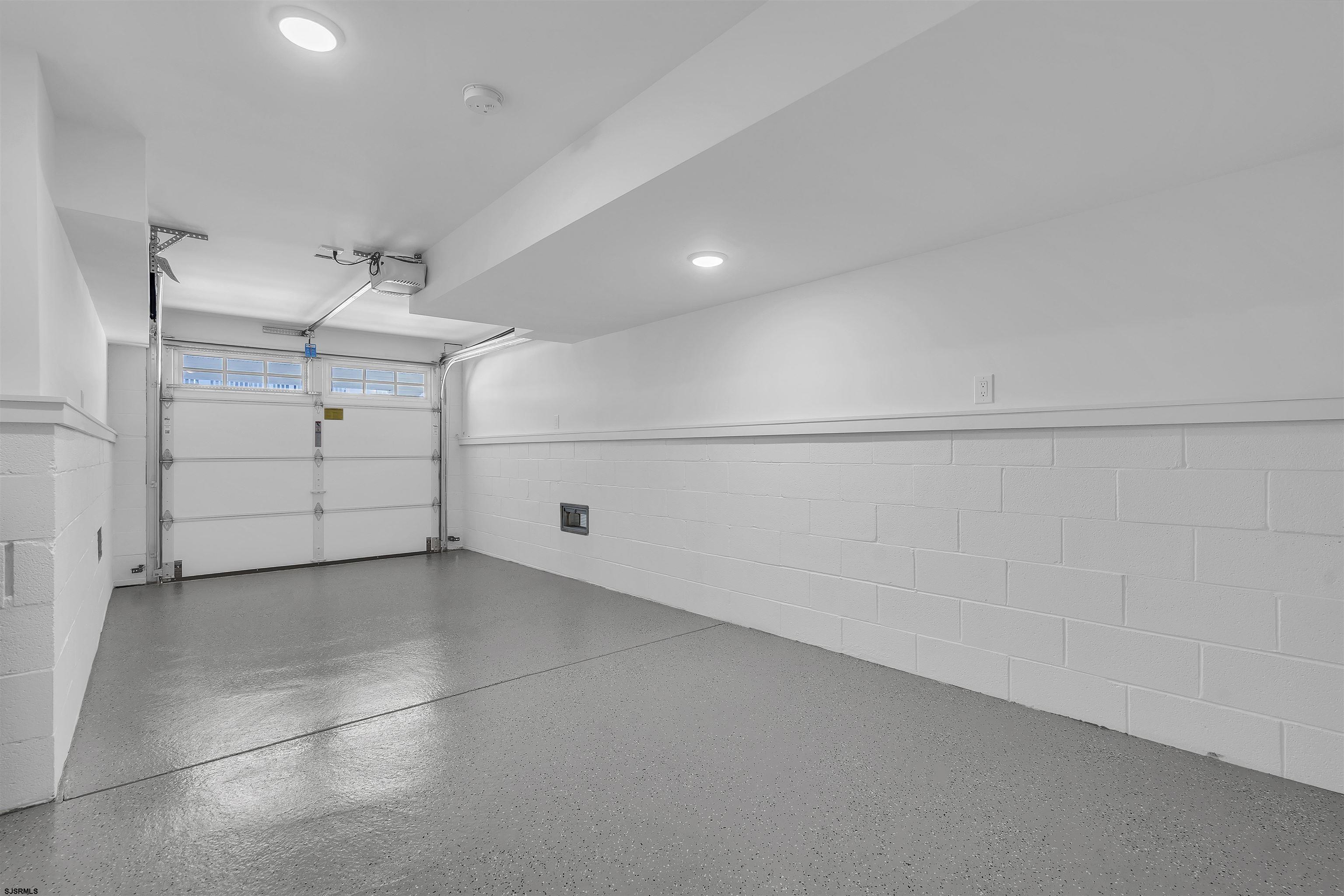 Ocean City, New Jersey 08226, United States, ,5 BathroomsBathrooms,Residential,Active,210718