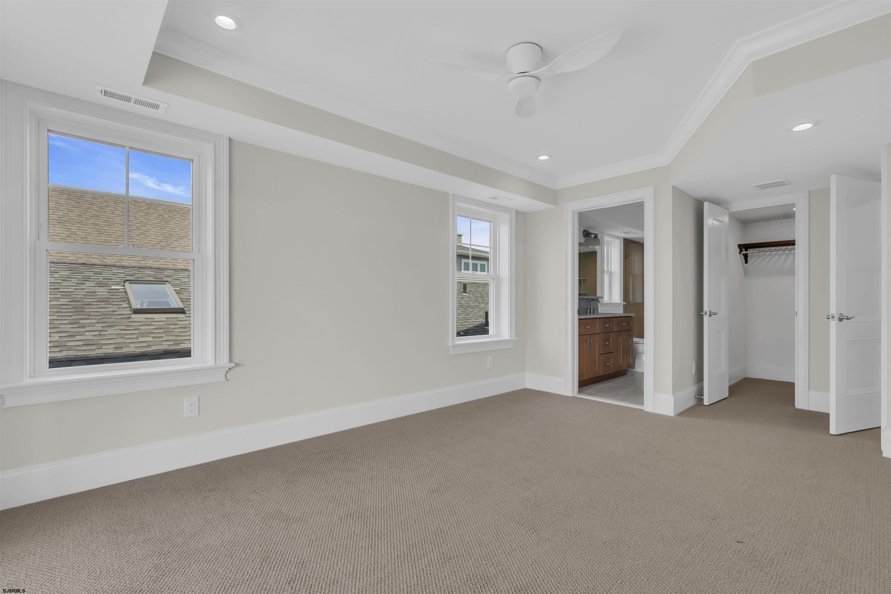 Ocean City, New Jersey 08226, United States, ,5 BathroomsBathrooms,Residential,Active,210718