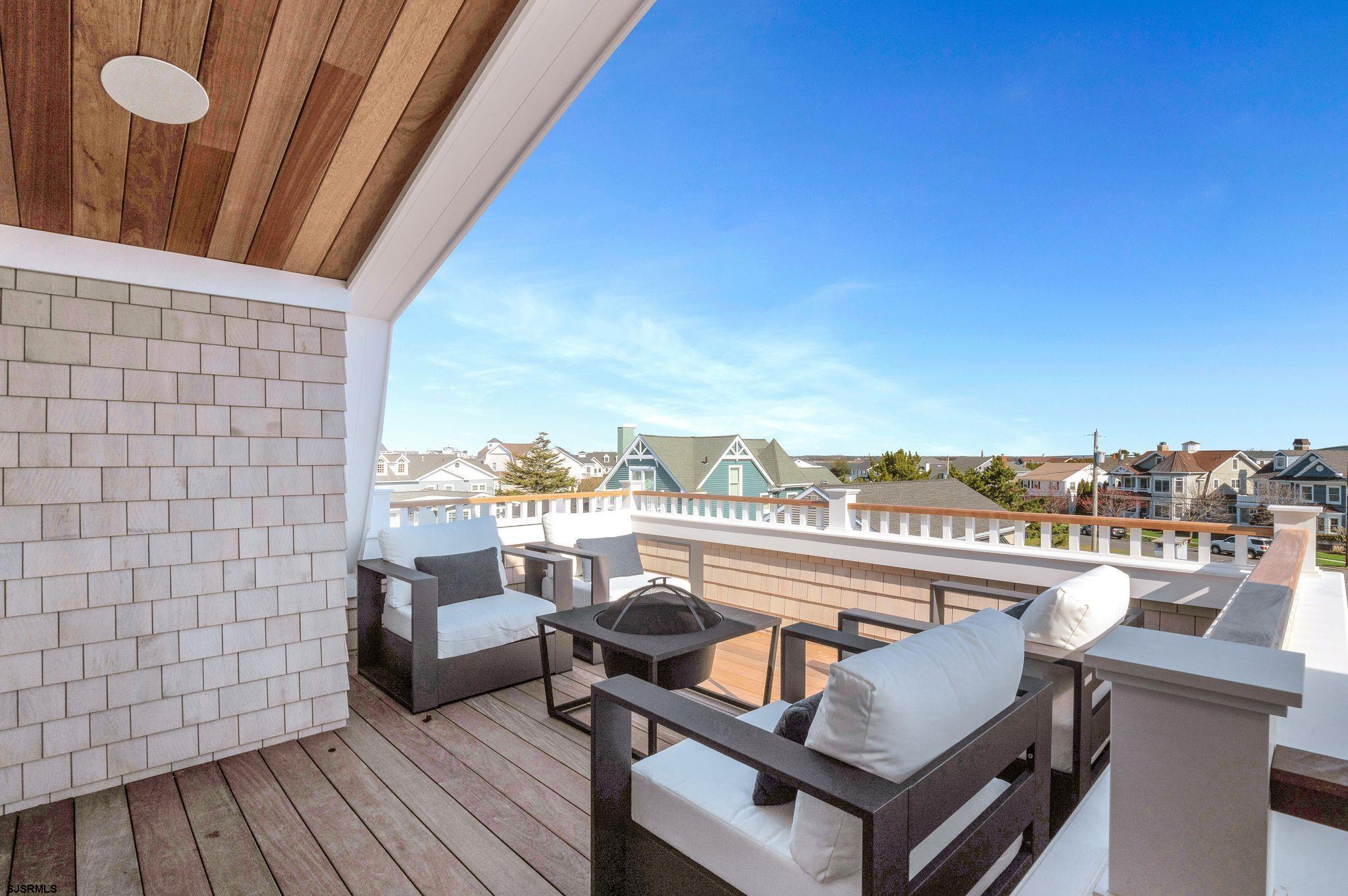 Ocean City, New Jersey 08226, United States, 5 Bedrooms Bedrooms, ,6 BathroomsBathrooms,Residential,Active,102958
