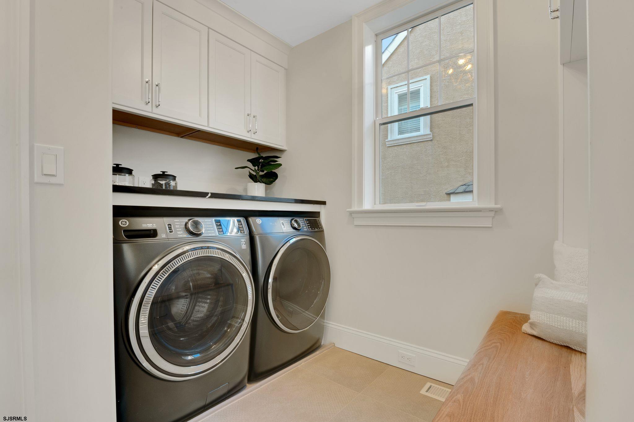 Ocean City, New Jersey 08226, United States, 5 Bedrooms Bedrooms, ,6 BathroomsBathrooms,Residential,Active,102958