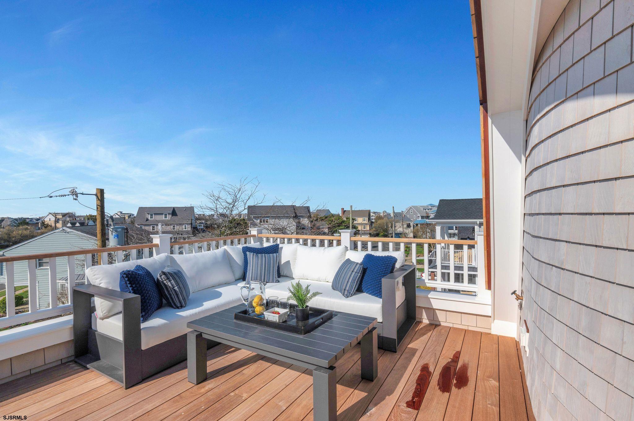 Ocean City, New Jersey 08226, United States, 5 Bedrooms Bedrooms, ,6 BathroomsBathrooms,Residential,Active,102958