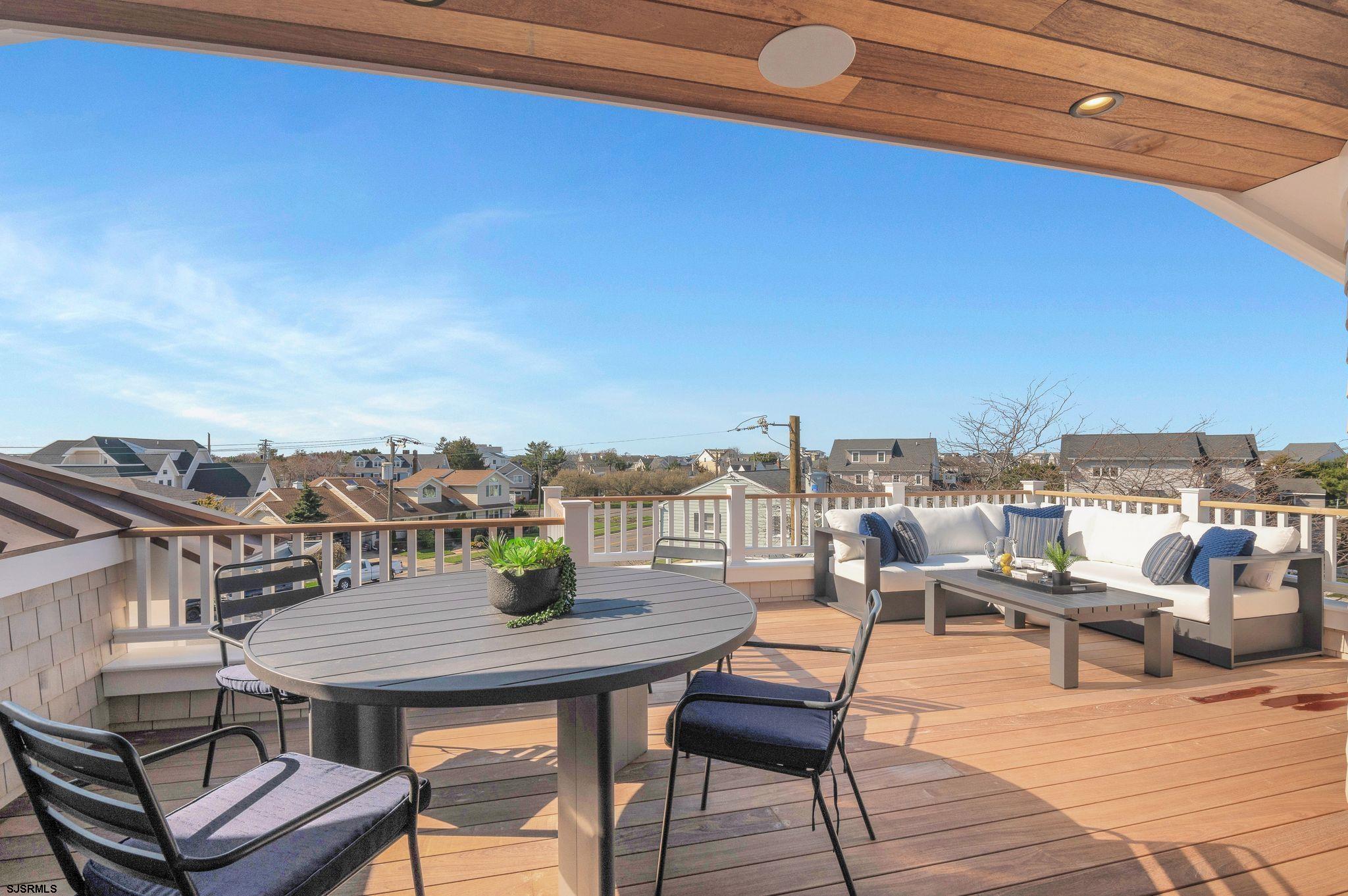 Ocean City, New Jersey 08226, United States, 5 Bedrooms Bedrooms, ,6 BathroomsBathrooms,Residential,Active,102958