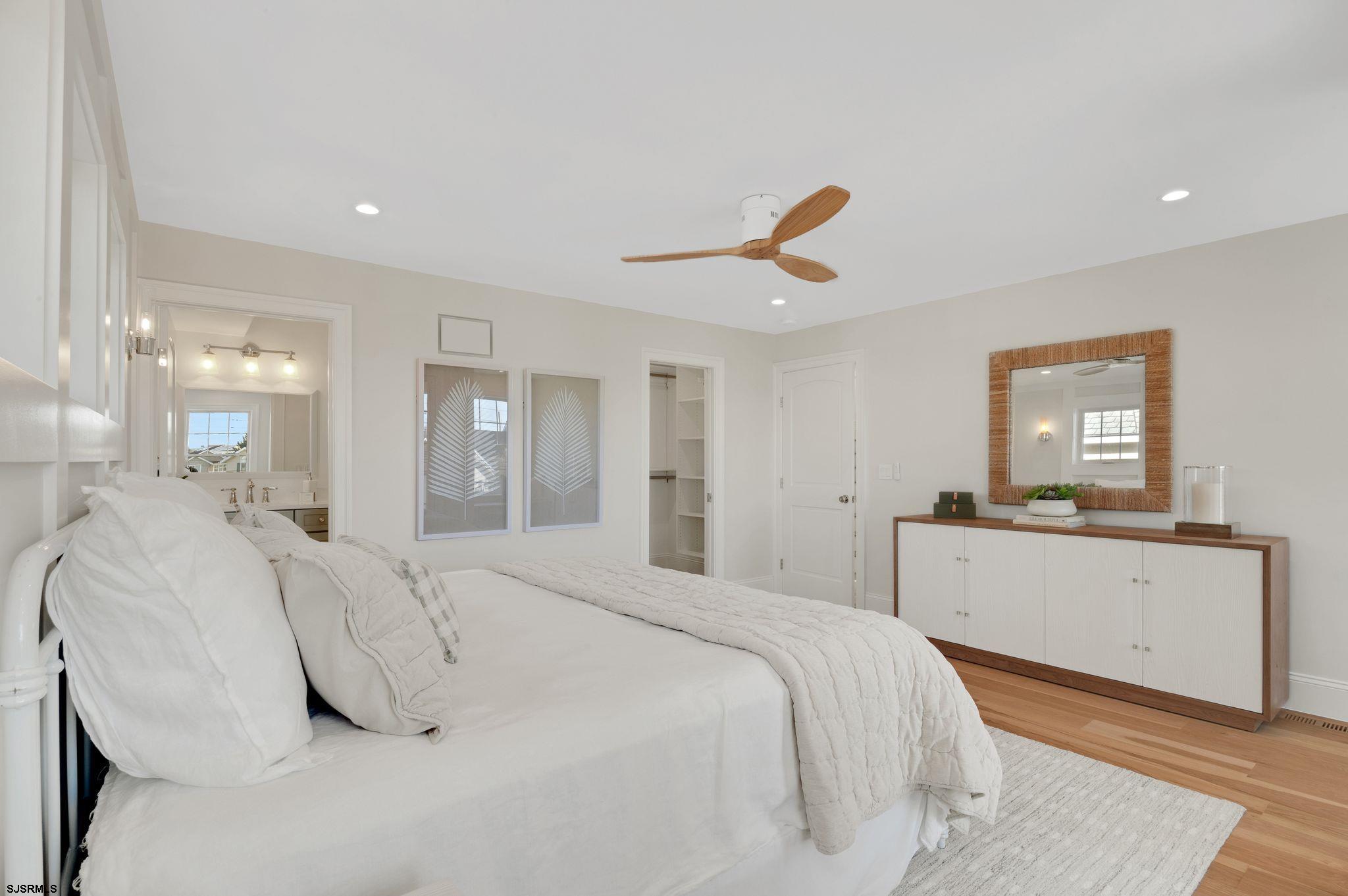 Ocean City, New Jersey 08226, United States, 5 Bedrooms Bedrooms, ,6 BathroomsBathrooms,Residential,Active,102958