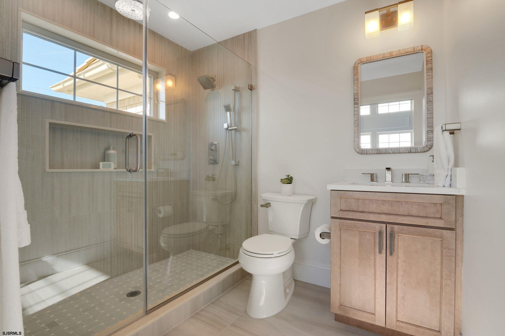 Ocean City, New Jersey 08226, United States, 5 Bedrooms Bedrooms, ,6 BathroomsBathrooms,Residential,Active,102958