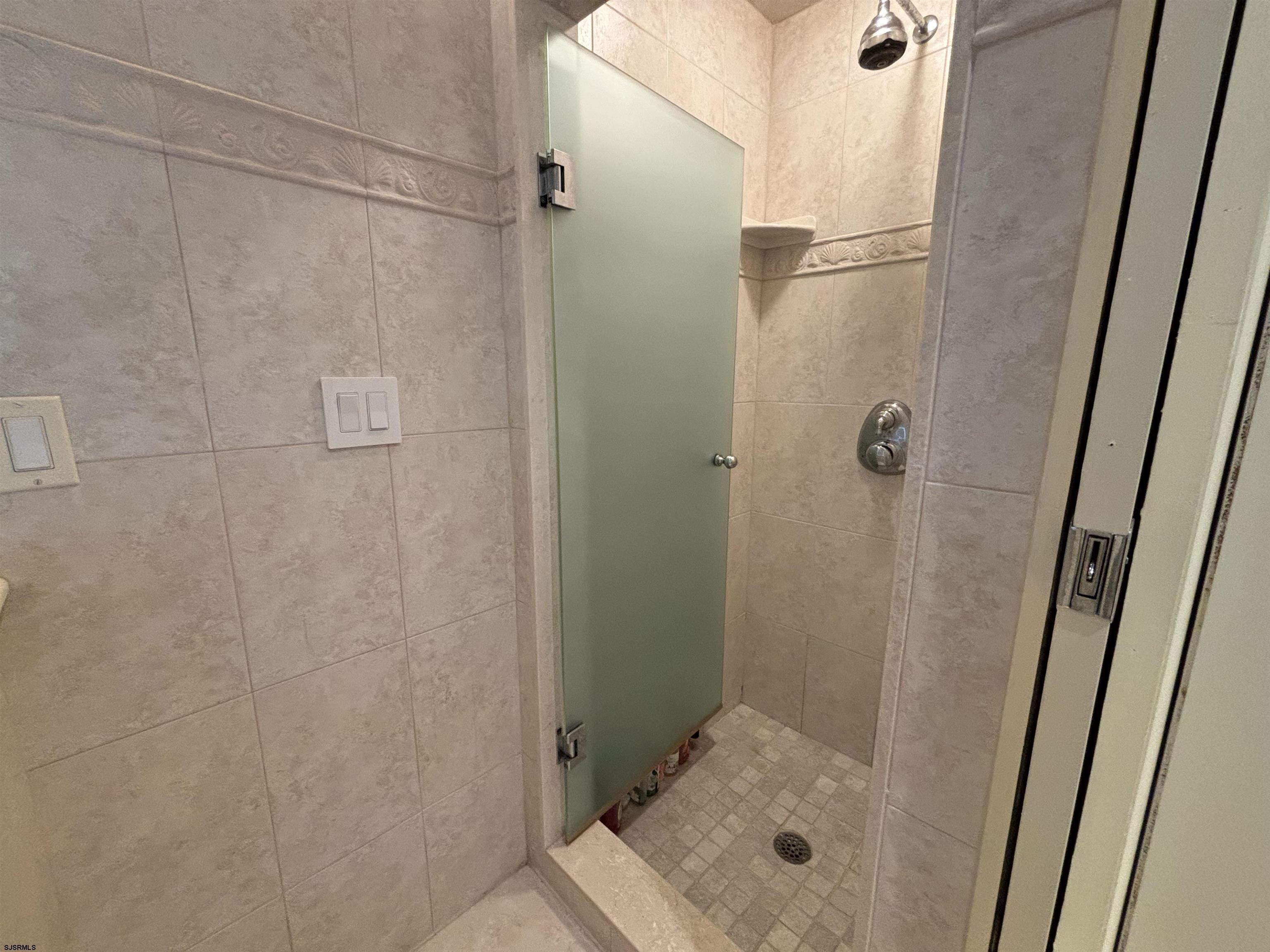 Ventnor Heights, New Jersey 08402, United States, 4 Bedrooms Bedrooms, ,3 BathroomsBathrooms,Residential,Active,41587