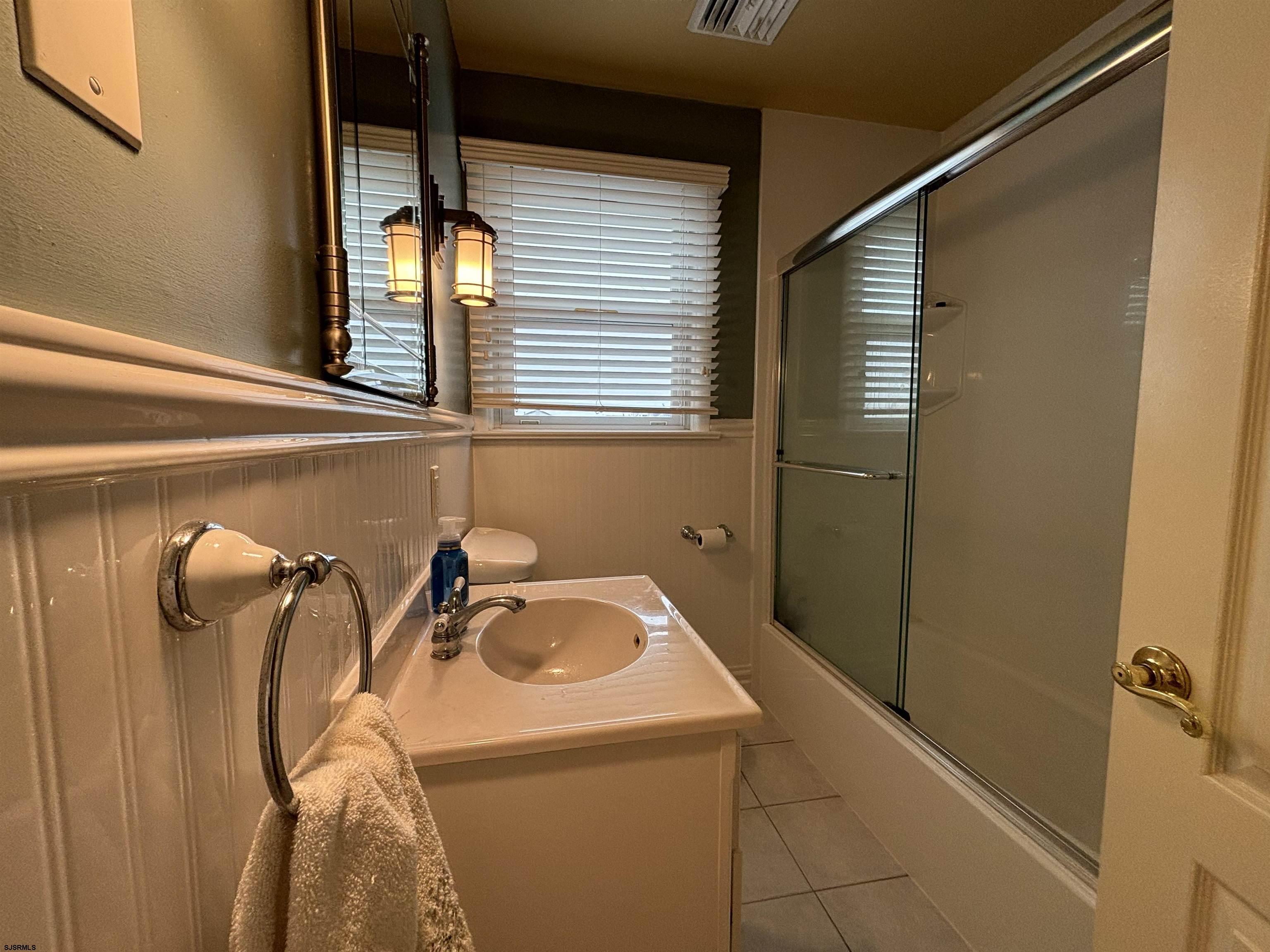 Ventnor Heights, New Jersey 08402, United States, 4 Bedrooms Bedrooms, ,3 BathroomsBathrooms,Residential,Active,41587