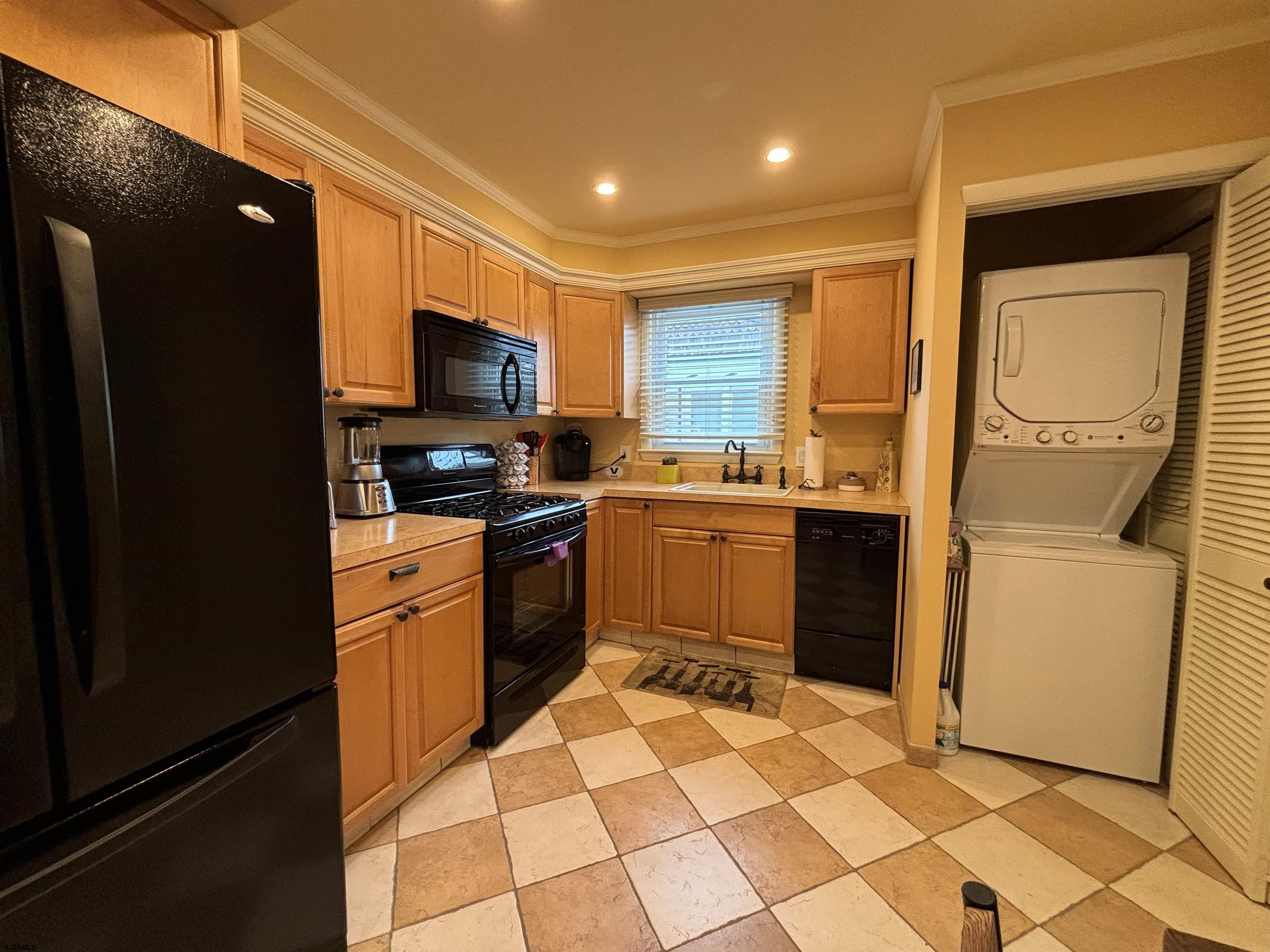 Ventnor Heights, New Jersey 08402, United States, 4 Bedrooms Bedrooms, ,3 BathroomsBathrooms,Residential,Active,41587