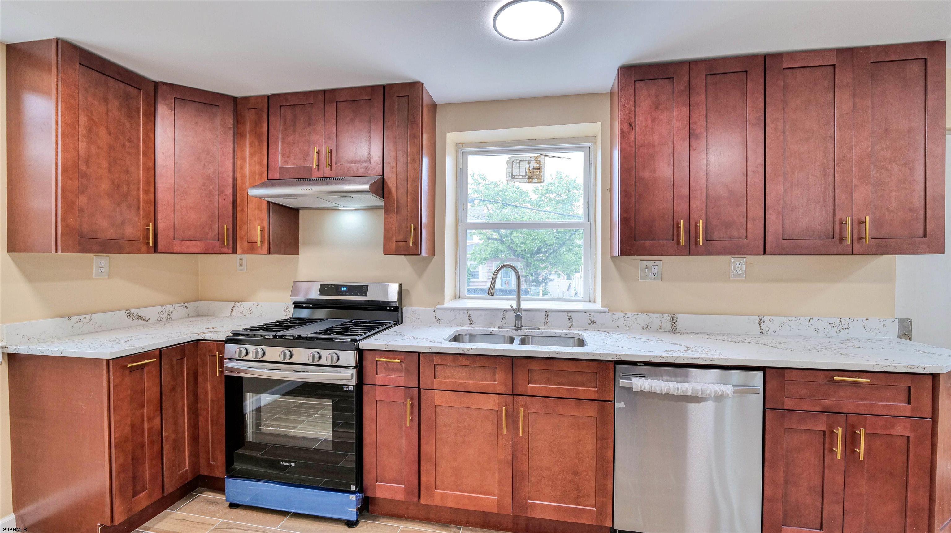 Atlantic City, New Jersey 08401, United States, 6 Bedrooms Bedrooms, ,4 BathroomsBathrooms,Residential,Active,133475