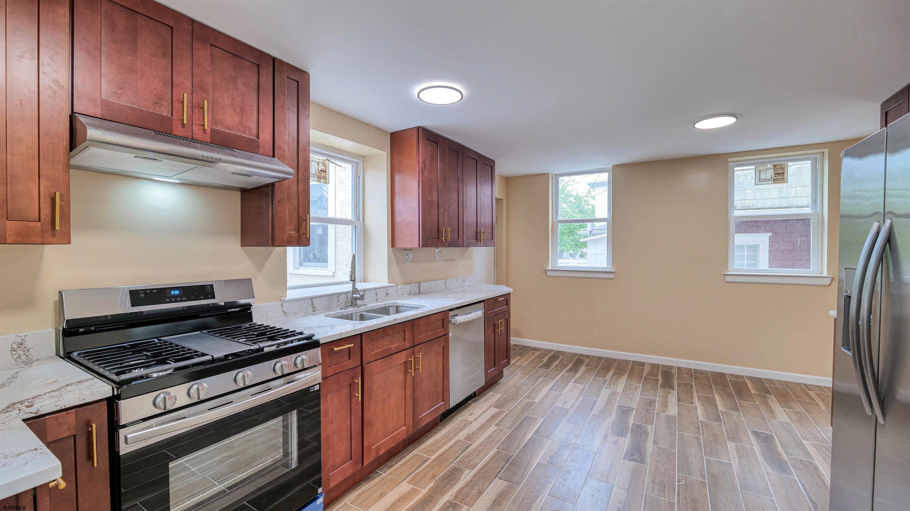 Atlantic City, New Jersey 08401, United States, 6 Bedrooms Bedrooms, ,4 BathroomsBathrooms,Residential,Active,133475