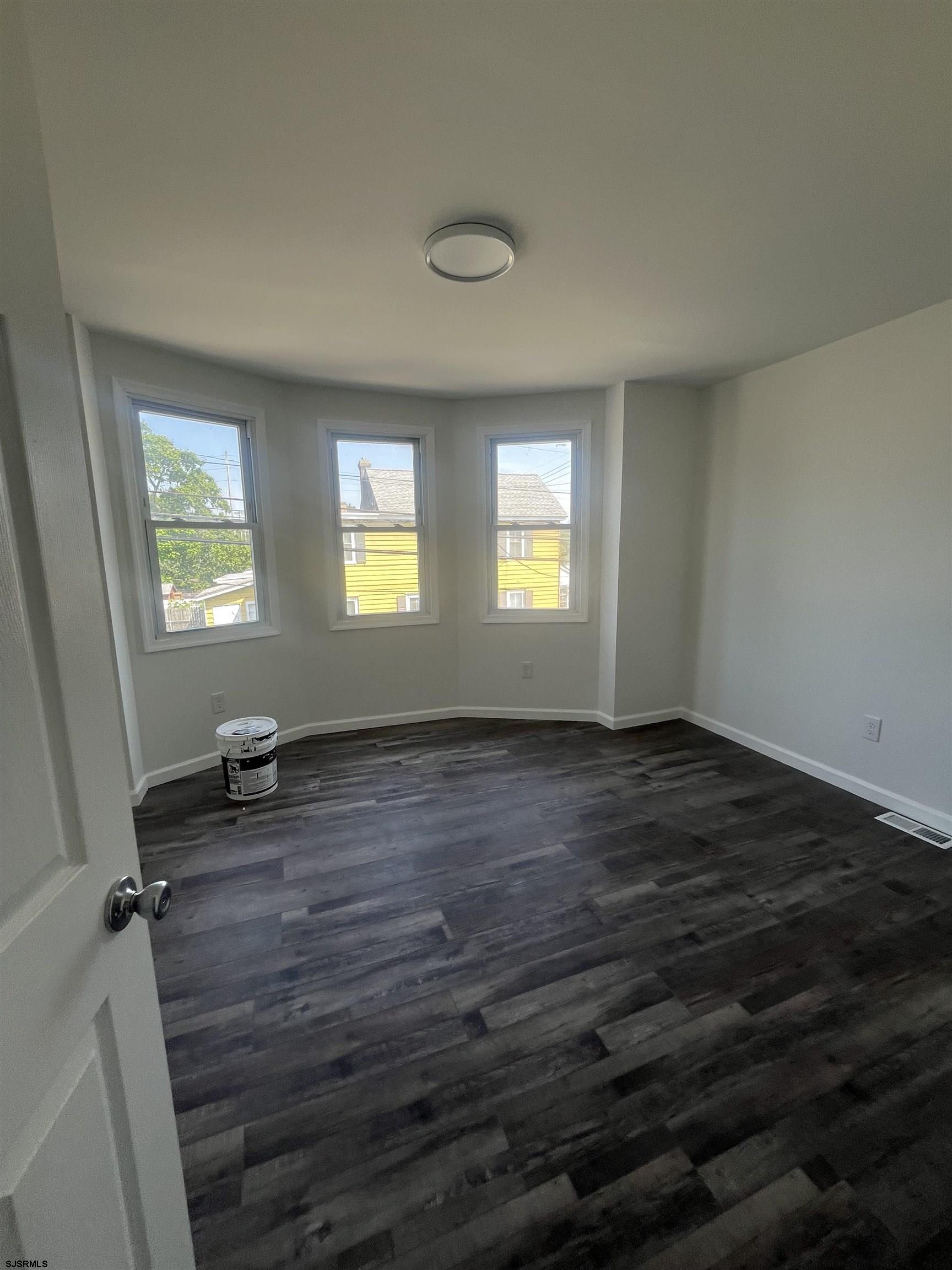 Atlantic City, New Jersey 08401, United States, 3 Bedrooms Bedrooms, ,1 BathroomBathrooms,Residential,Active,160689