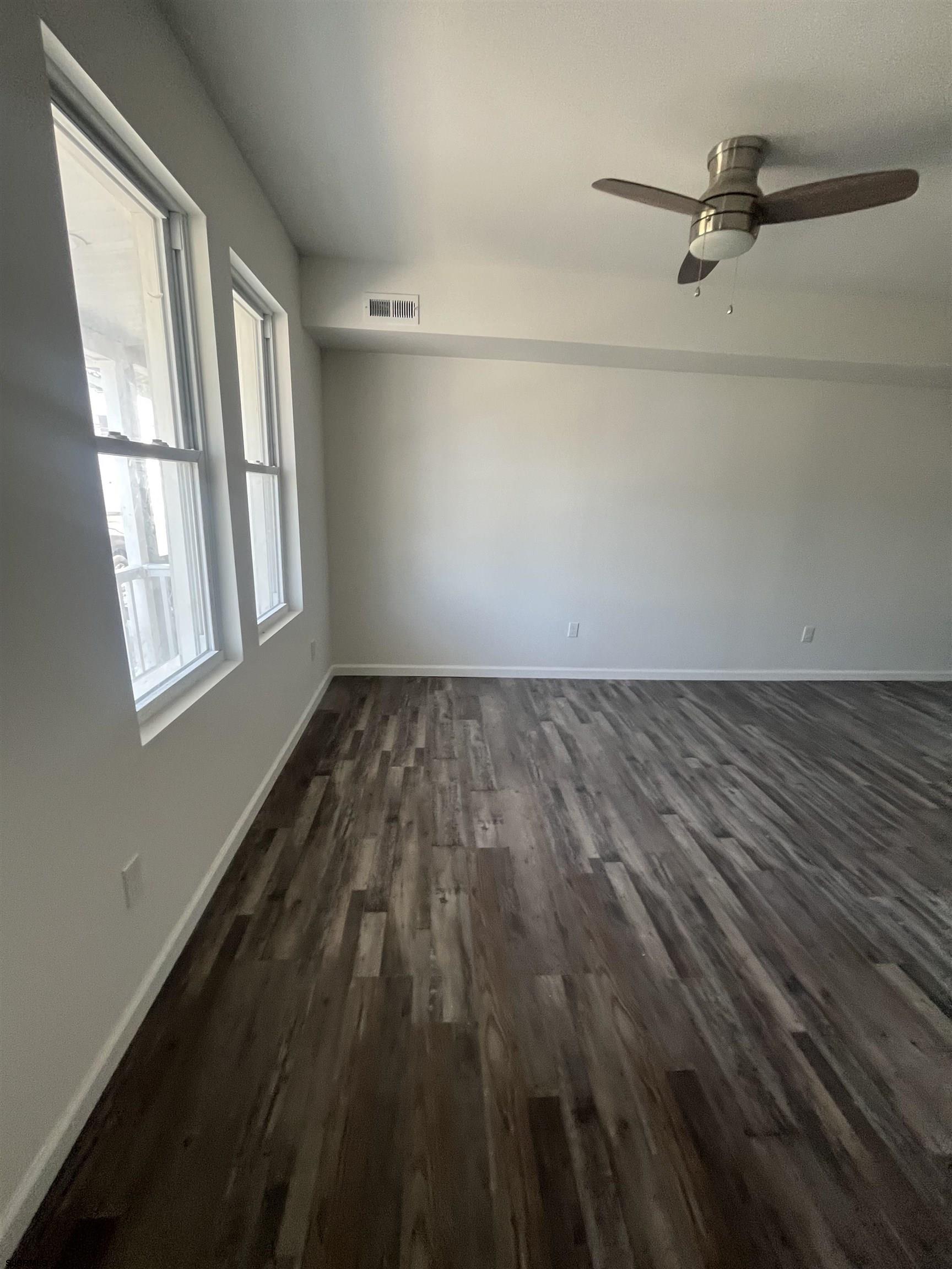 Atlantic City, New Jersey 08401, United States, 3 Bedrooms Bedrooms, ,1 BathroomBathrooms,Residential,Active,160689