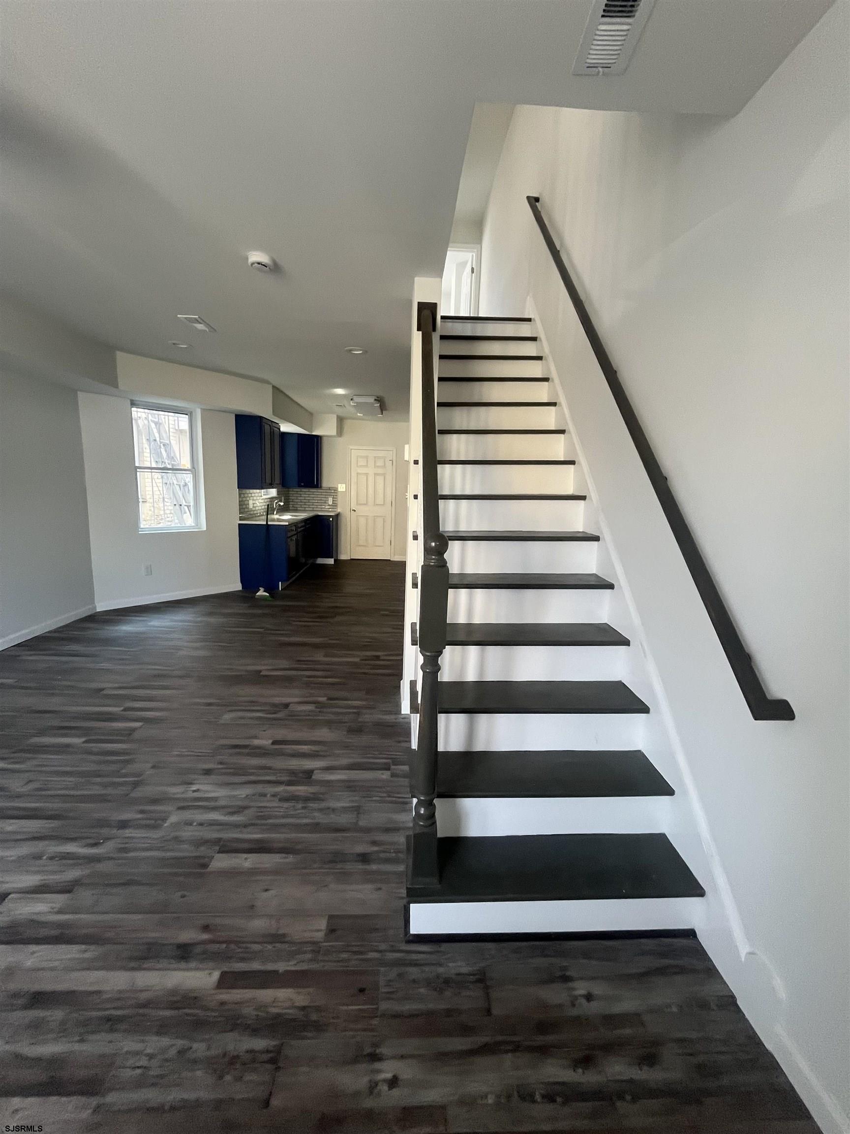 Atlantic City, New Jersey 08401, United States, 3 Bedrooms Bedrooms, ,1 BathroomBathrooms,Residential,Active,160689