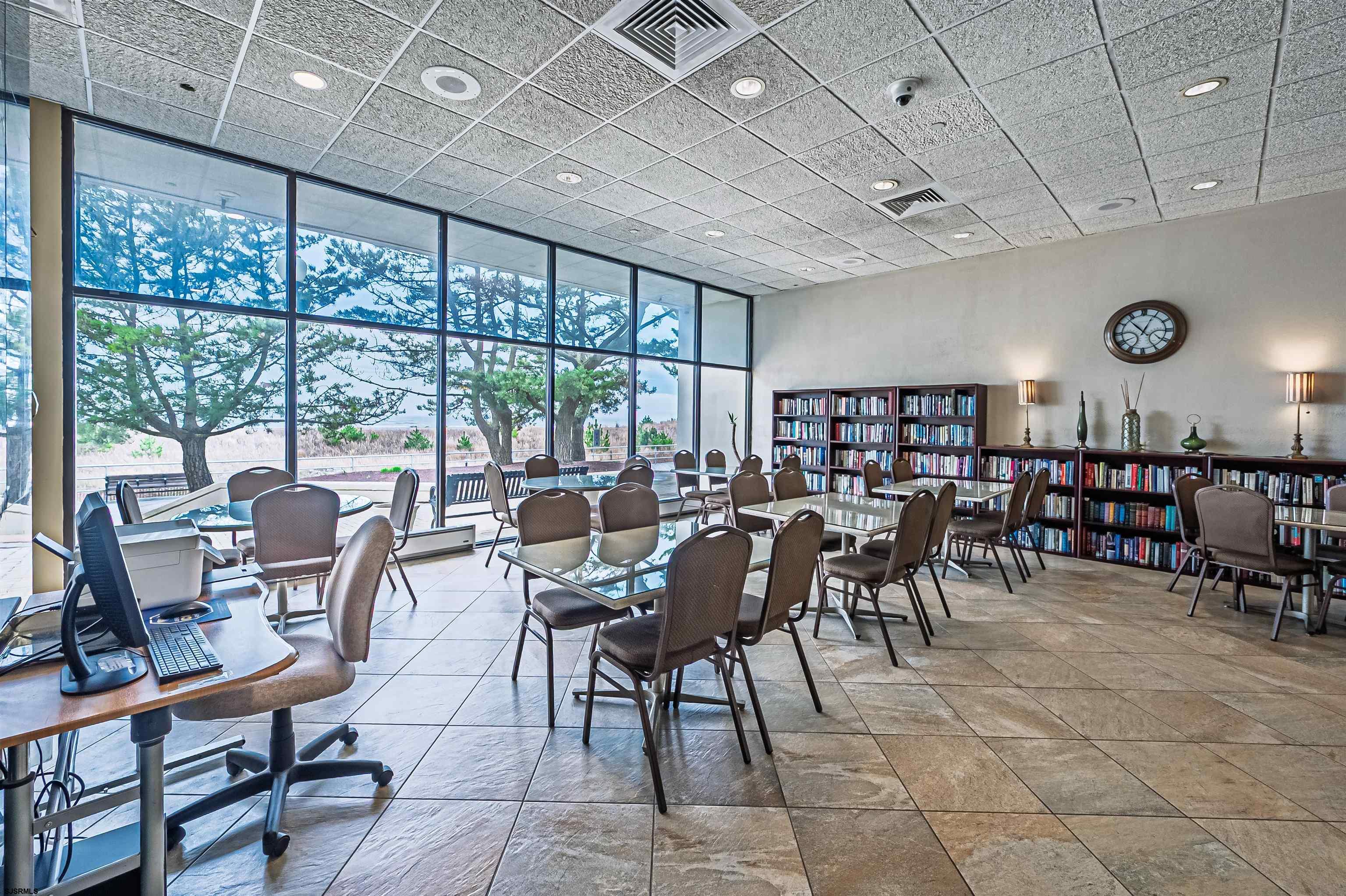 Atlantic City, New Jersey 08401, United States, 2 Bedrooms Bedrooms, ,2 BathroomsBathrooms,Residential,Active,108498