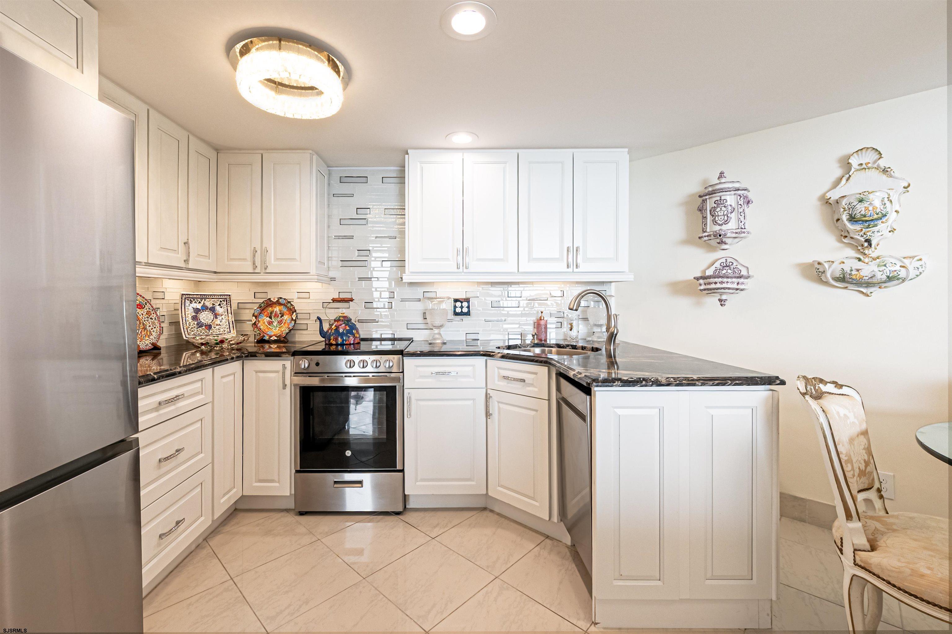 Atlantic City, New Jersey 08401, United States, 2 Bedrooms Bedrooms, ,2 BathroomsBathrooms,Residential,Active,108498