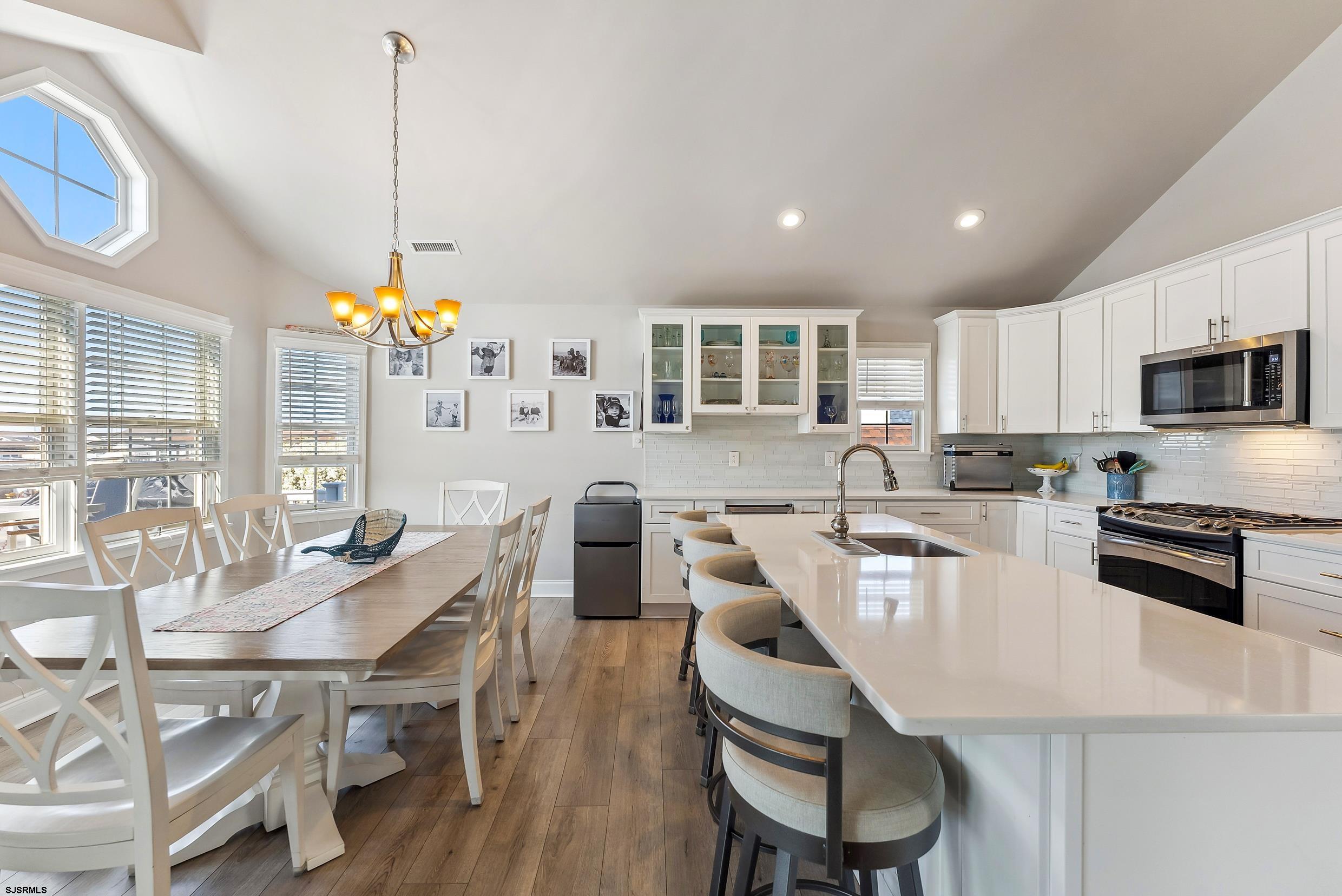 Ocean City, New Jersey 08226, United States, 4 Bedrooms Bedrooms, ,2 BathroomsBathrooms,Residential,Pending,107700