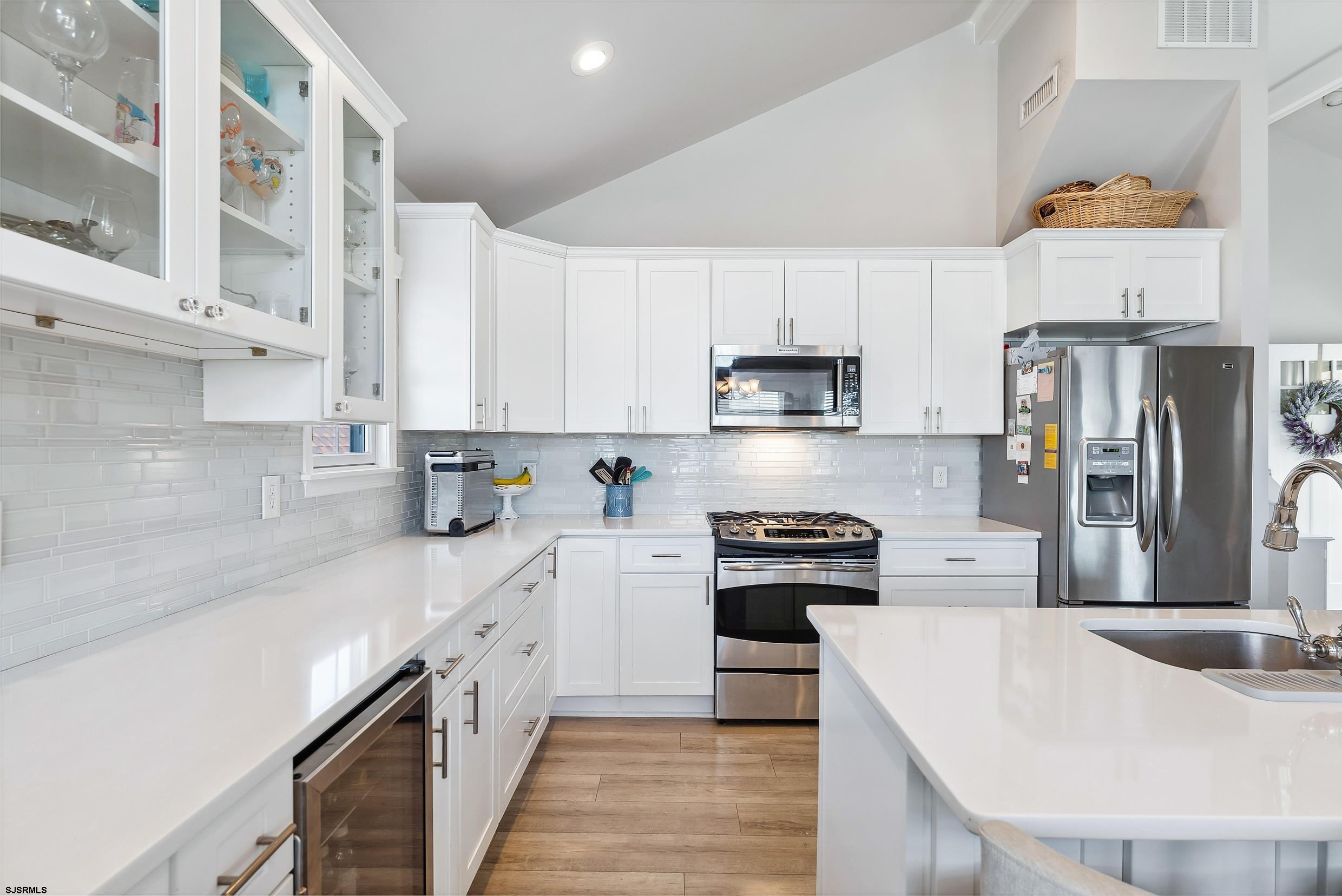 Ocean City, New Jersey 08226, United States, 4 Bedrooms Bedrooms, ,2 BathroomsBathrooms,Residential,Pending,107700