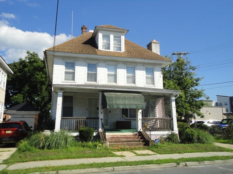 Homes For Sale - 8 N 2nd Street<br/> Pleasantville, NJ 08232