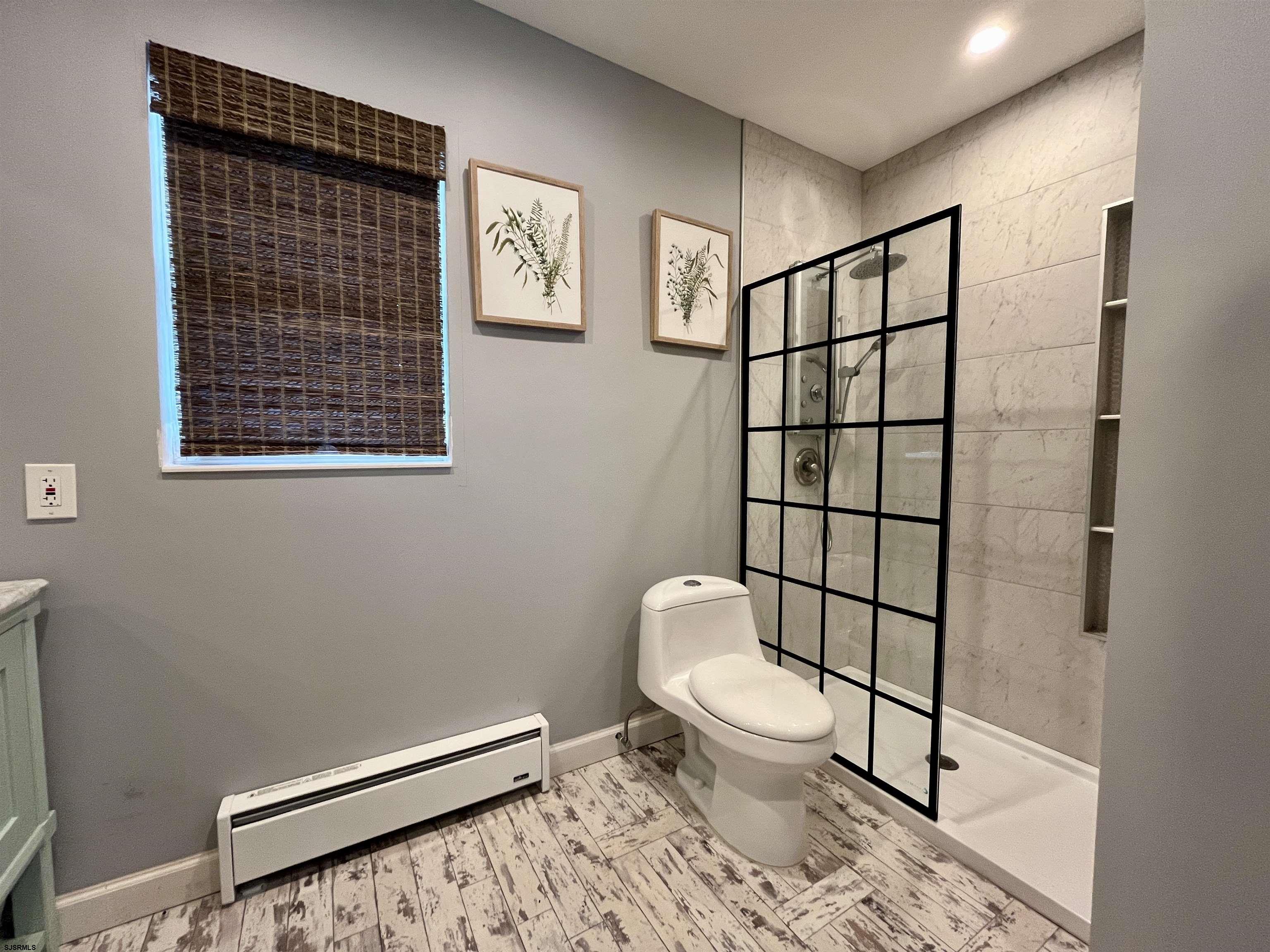 Ventnor, New Jersey 08406, United States, 4 Bedrooms Bedrooms, ,3 BathroomsBathrooms,Residential,Active,97468