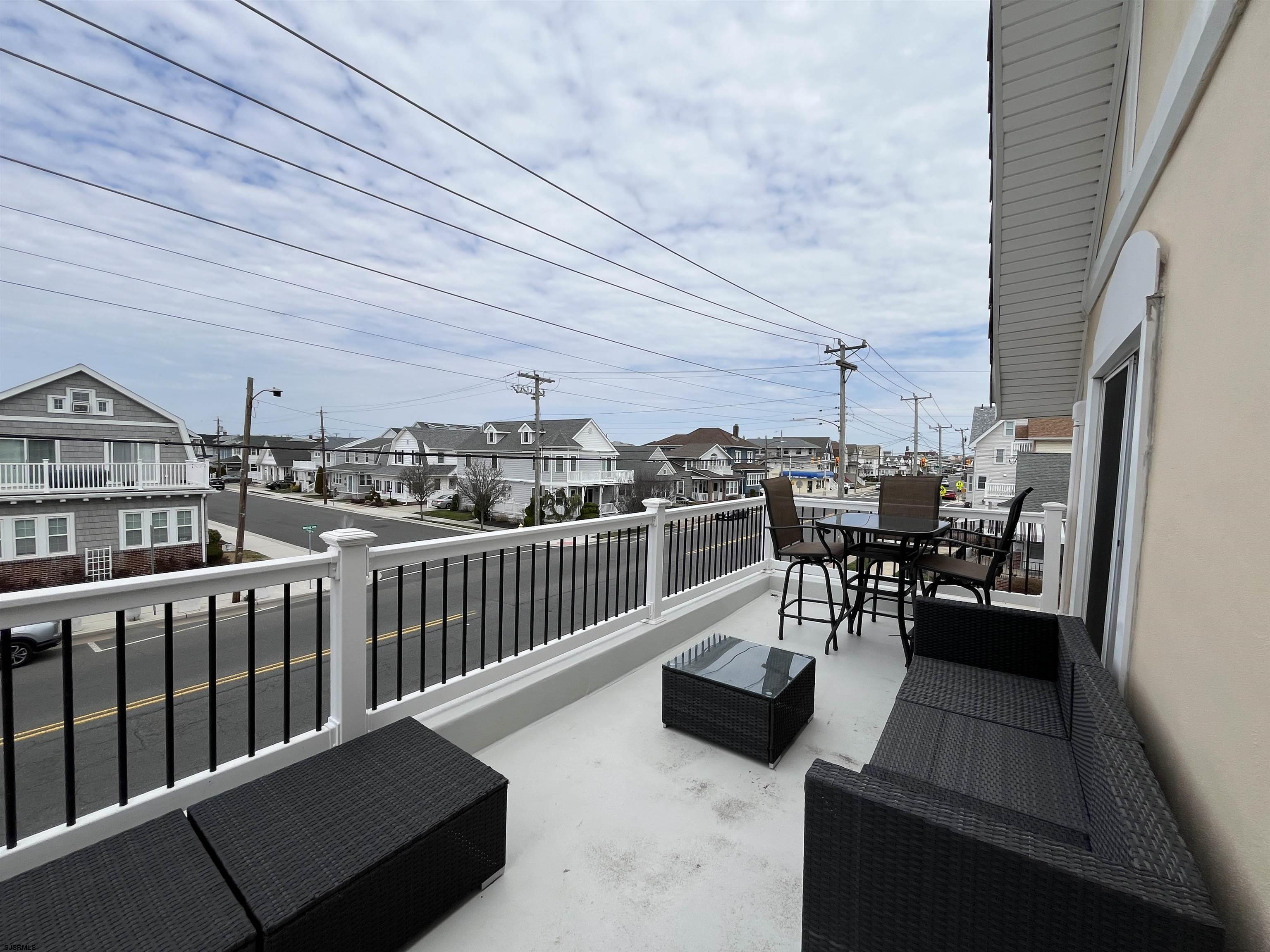 Ventnor, New Jersey 08406, United States, 4 Bedrooms Bedrooms, ,3 BathroomsBathrooms,Residential,Active,97468