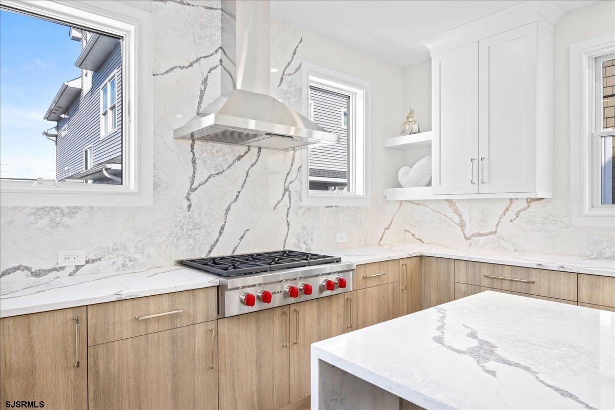 Longport, New Jersey 08403, United States, 6 Bedrooms Bedrooms, ,5 BathroomsBathrooms,Residential,Active,171603