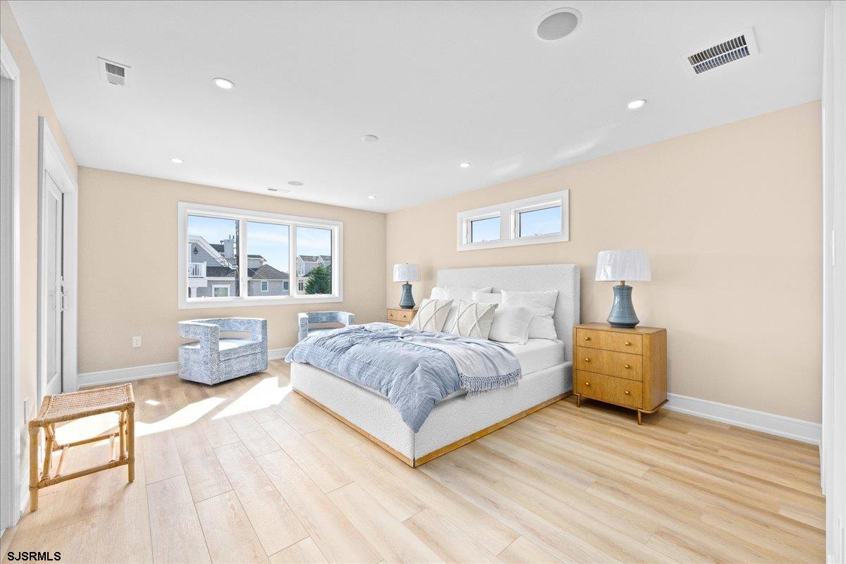 Longport, New Jersey 08403, United States, 6 Bedrooms Bedrooms, ,5 BathroomsBathrooms,Residential,Active,171603