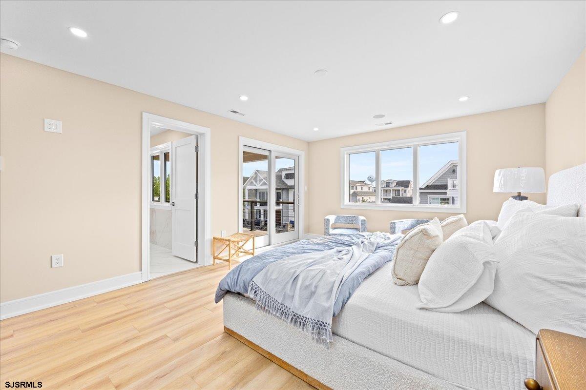 Longport, New Jersey 08403, United States, 6 Bedrooms Bedrooms, ,5 BathroomsBathrooms,Residential,Active,171603