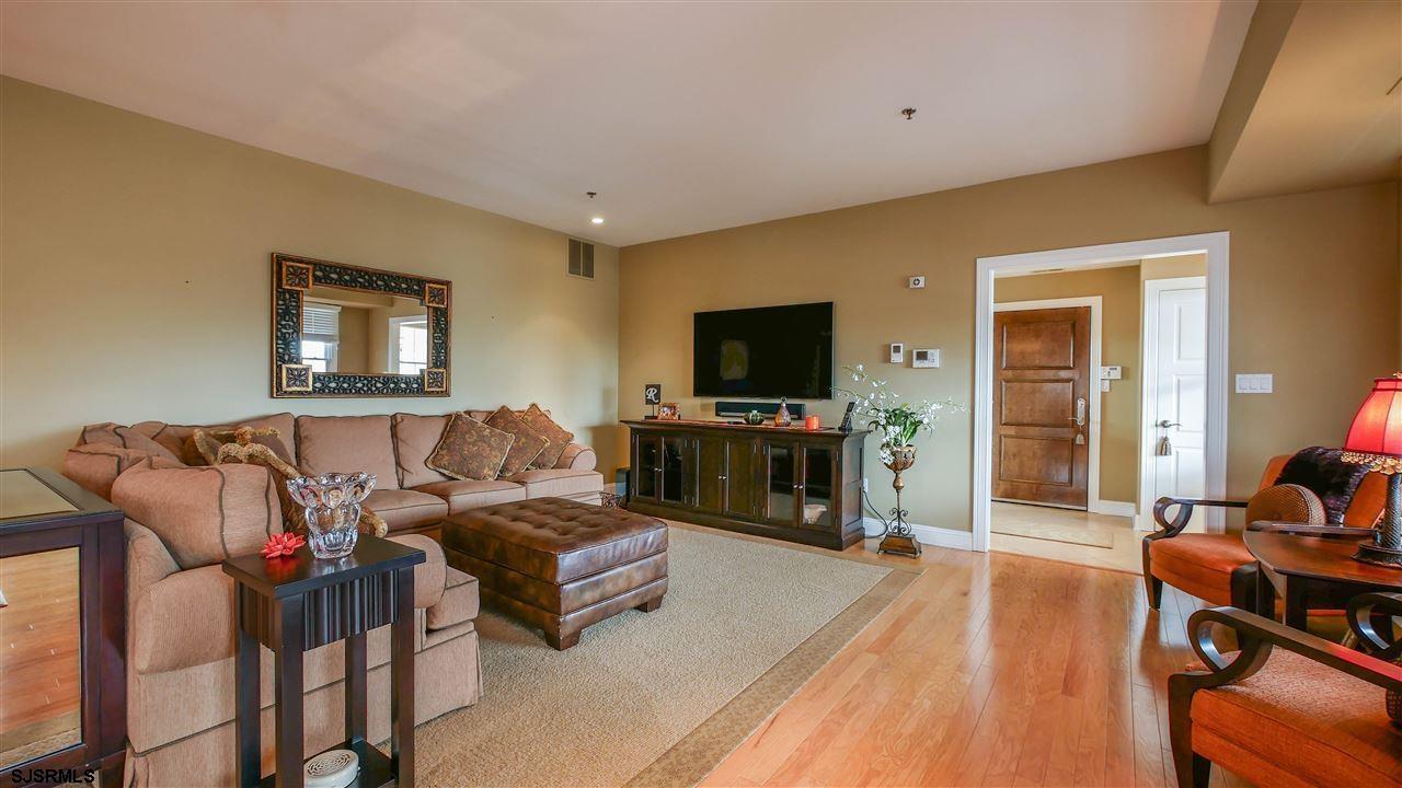 Margate, New Jersey 08402, United States, 4 Bedrooms Bedrooms, ,4 BathroomsBathrooms,Residential,Active,3962