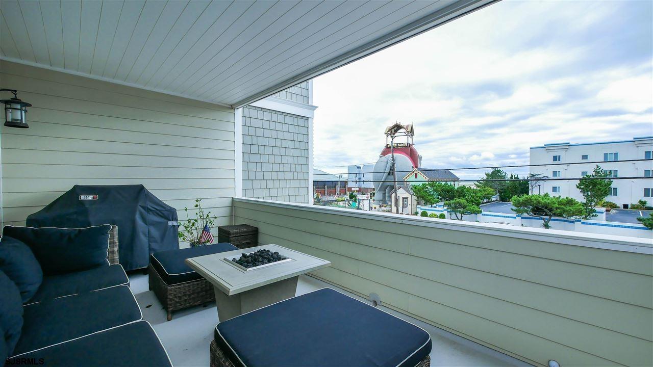 Margate, New Jersey 08402, United States, 4 Bedrooms Bedrooms, ,4 BathroomsBathrooms,Residential,Active,3962