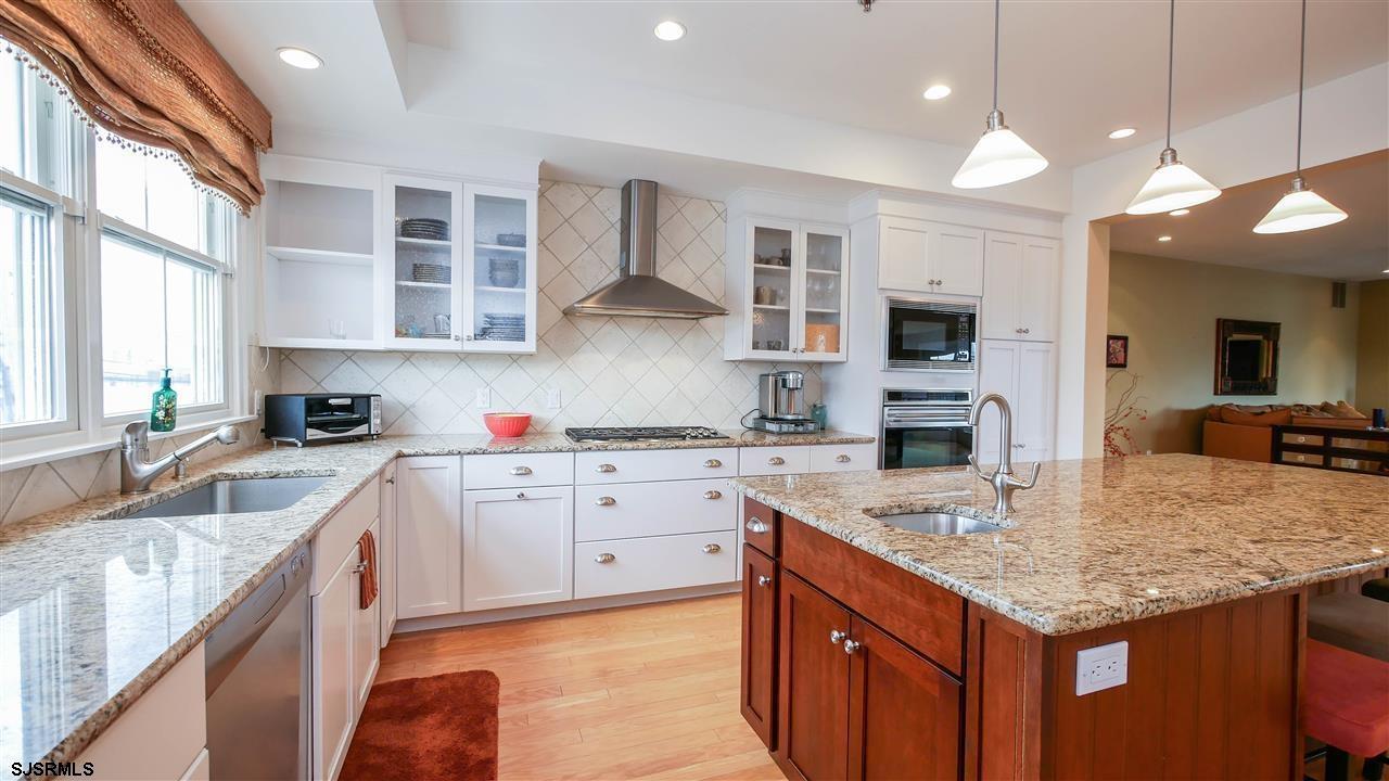 Margate, New Jersey 08402, United States, 4 Bedrooms Bedrooms, ,4 BathroomsBathrooms,Residential,Active,3962