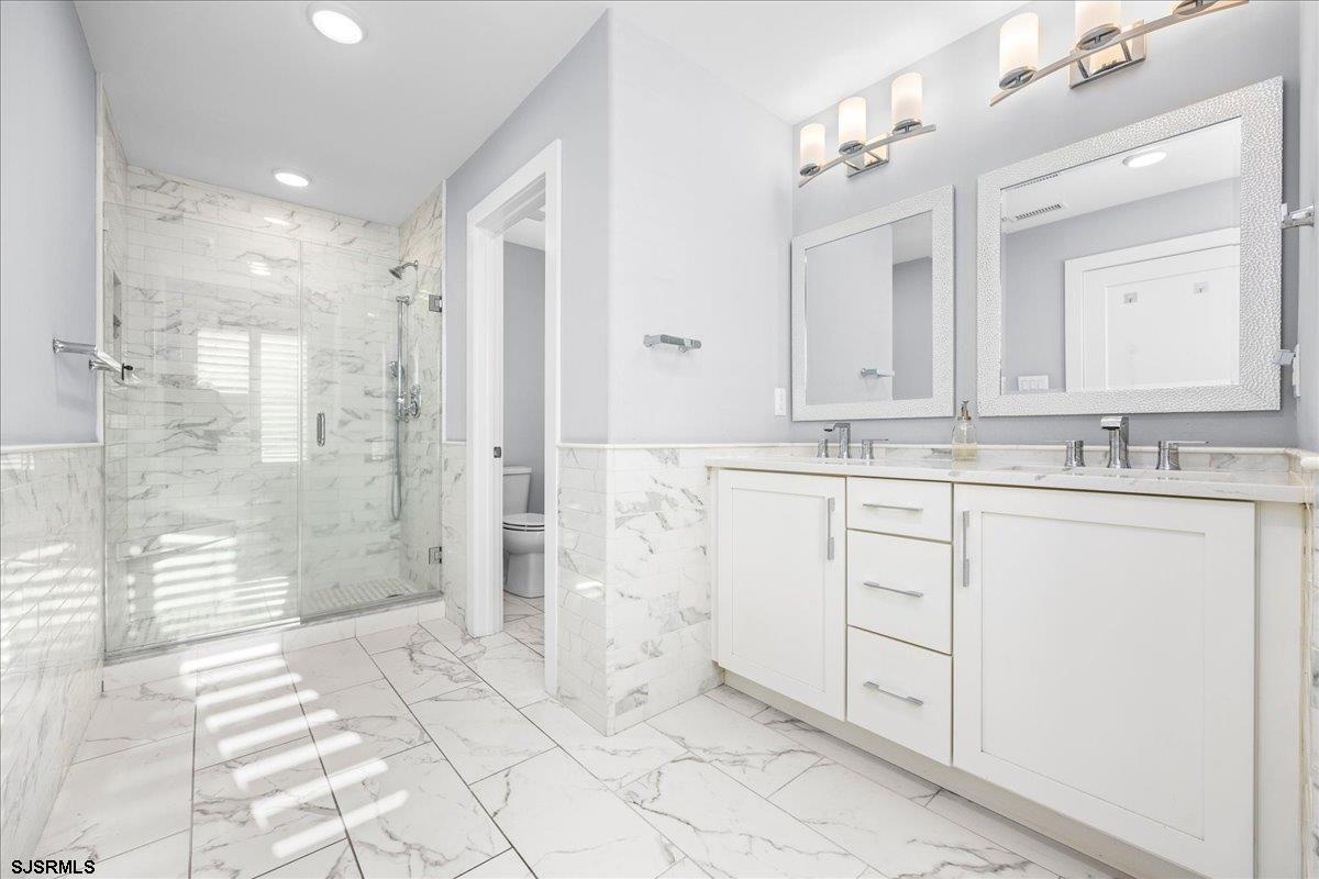 Margate, New Jersey 08402, United States, 5 Bedrooms Bedrooms, ,4 BathroomsBathrooms,Residential,Active,245437