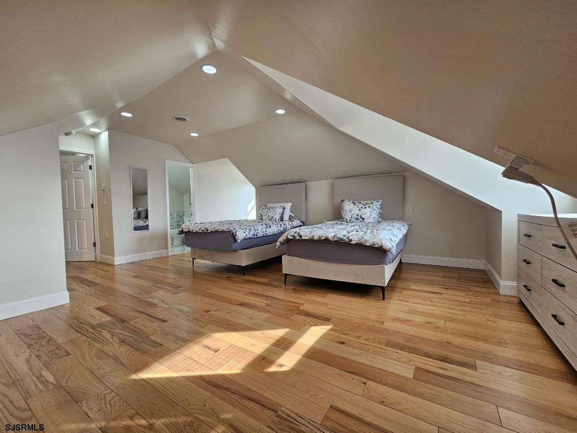 Ventnor, New Jersey 08406, United States, 6 Bedrooms Bedrooms, ,5 BathroomsBathrooms,Residential,Active,248110