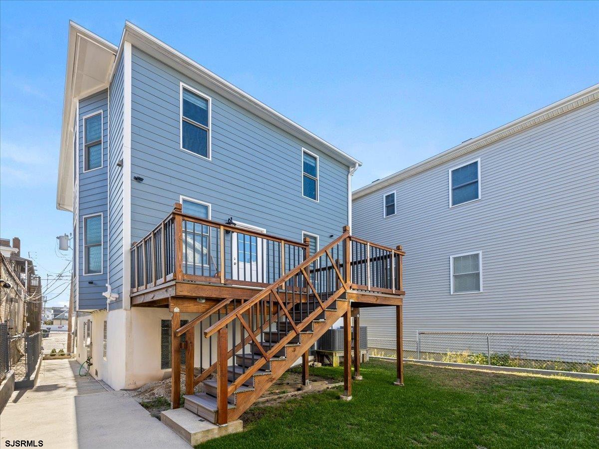 Ventnor, New Jersey 08406, United States, 6 Bedrooms Bedrooms, ,5 BathroomsBathrooms,Residential,Active,248110