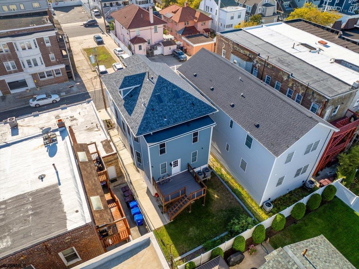 Ventnor, New Jersey 08406, United States, 6 Bedrooms Bedrooms, ,5 BathroomsBathrooms,Residential,Active,248110