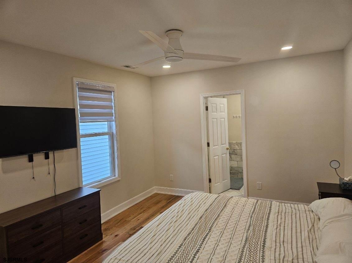 Ventnor, New Jersey 08406, United States, 6 Bedrooms Bedrooms, ,5 BathroomsBathrooms,Residential,Active,248110