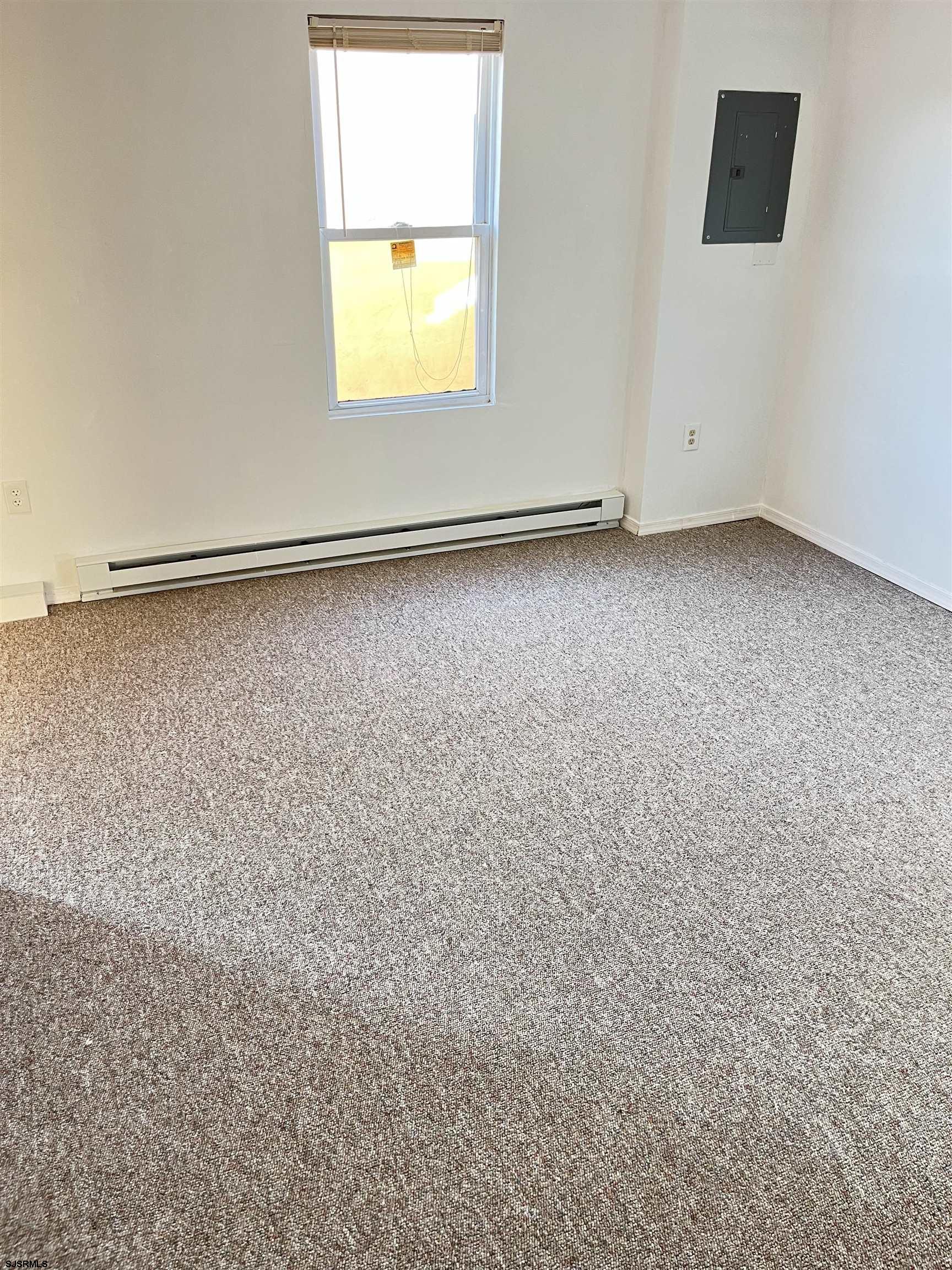 Atlantic City, New Jersey 08401, United States, 3 Bedrooms Bedrooms, ,1 BathroomBathrooms,Residential,Active,28907