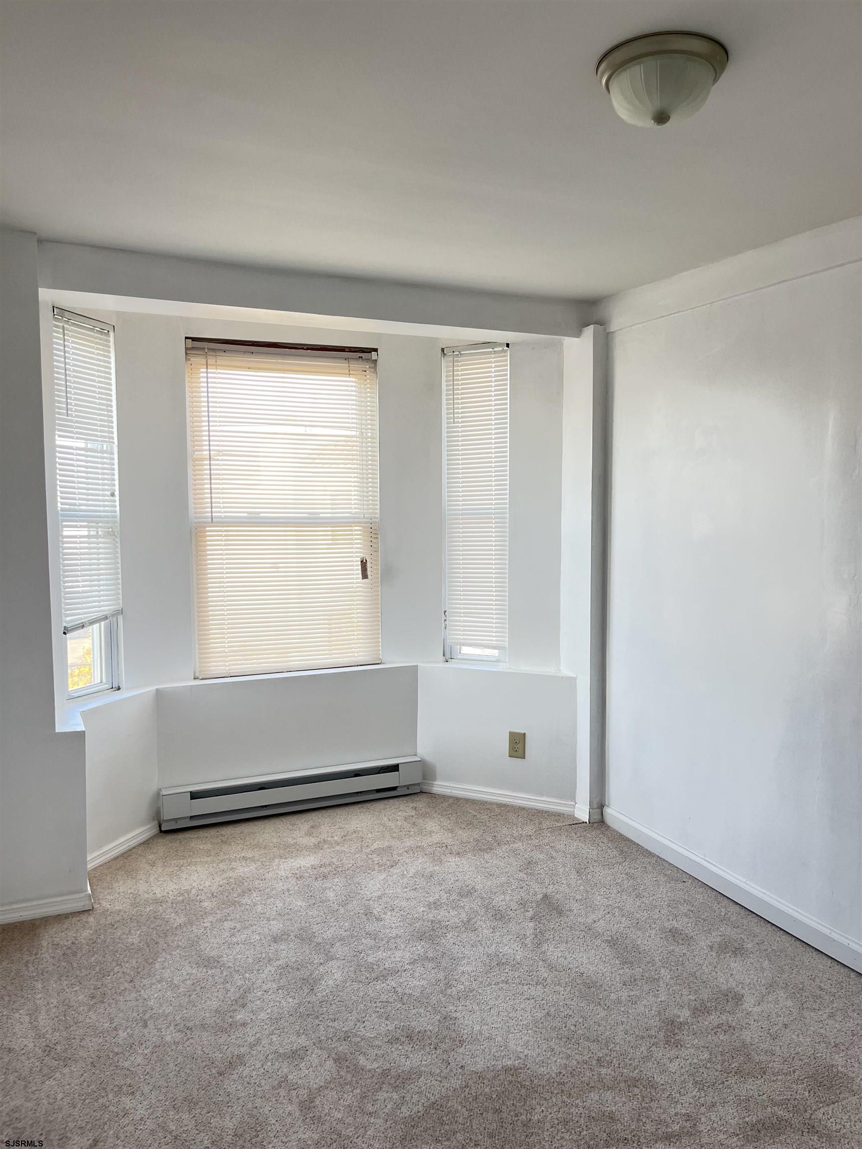 Atlantic City, New Jersey 08401, United States, 3 Bedrooms Bedrooms, ,1 BathroomBathrooms,Residential,Active,28907