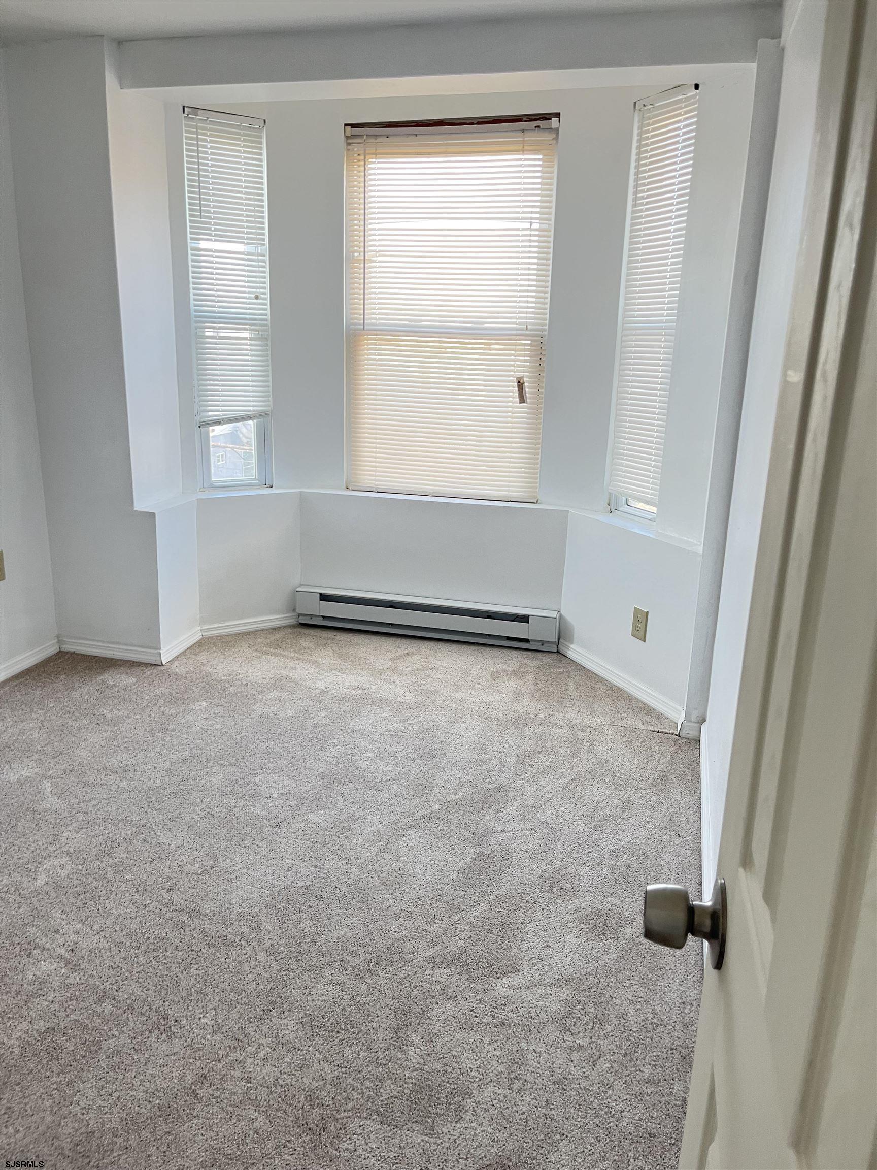 Atlantic City, New Jersey 08401, United States, 3 Bedrooms Bedrooms, ,1 BathroomBathrooms,Residential,Active,28907